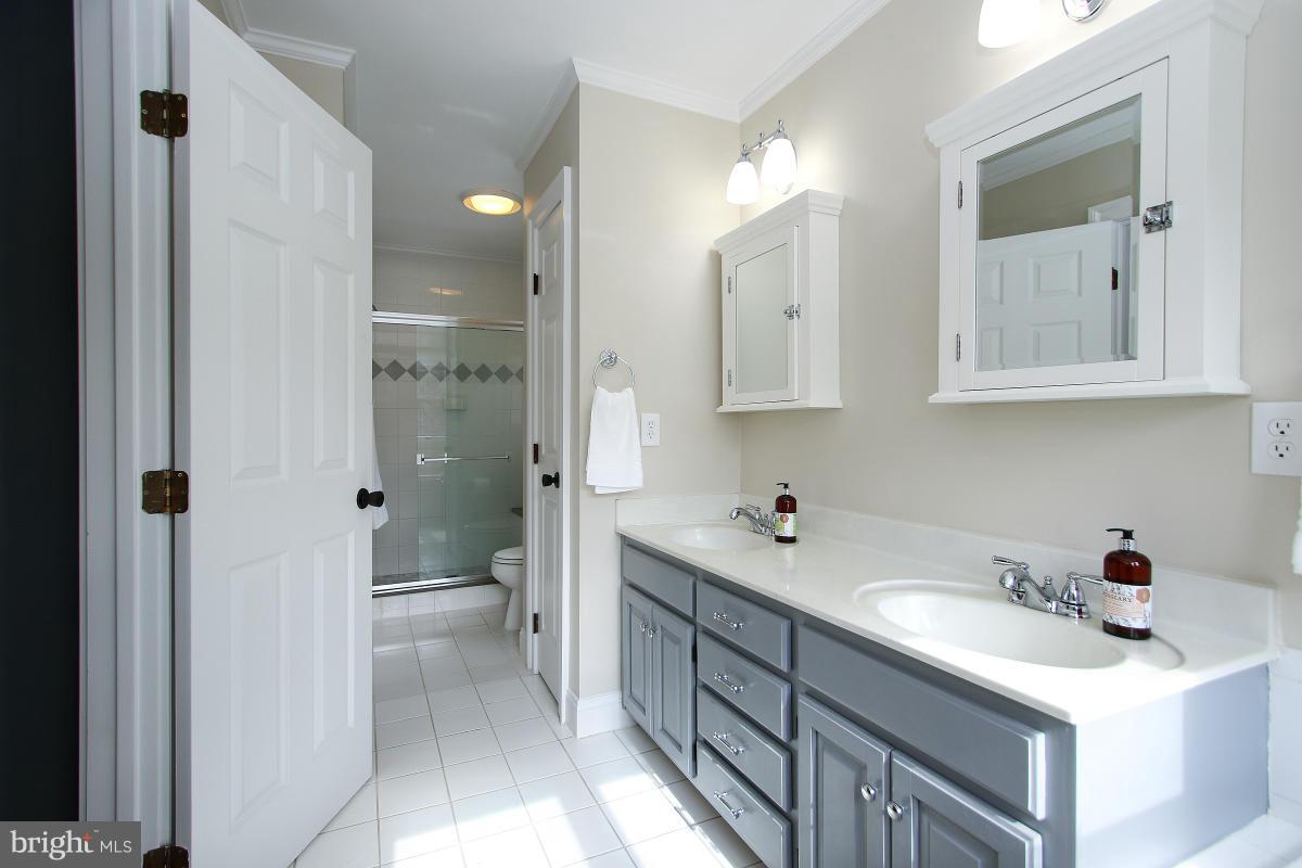 ALTA VISTA - Residential