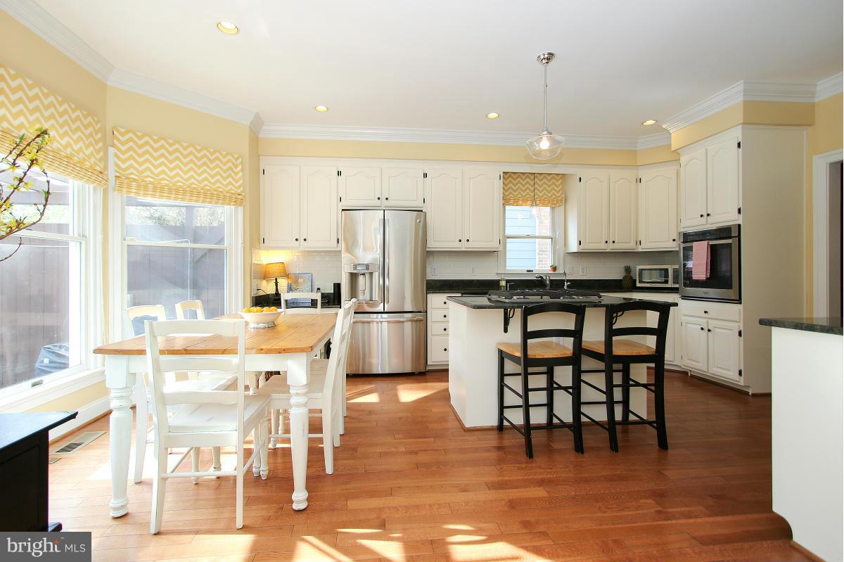 ALTA VISTA - Residential