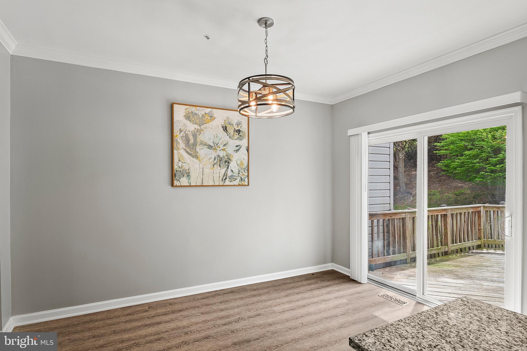 NEWTOWN - Residential