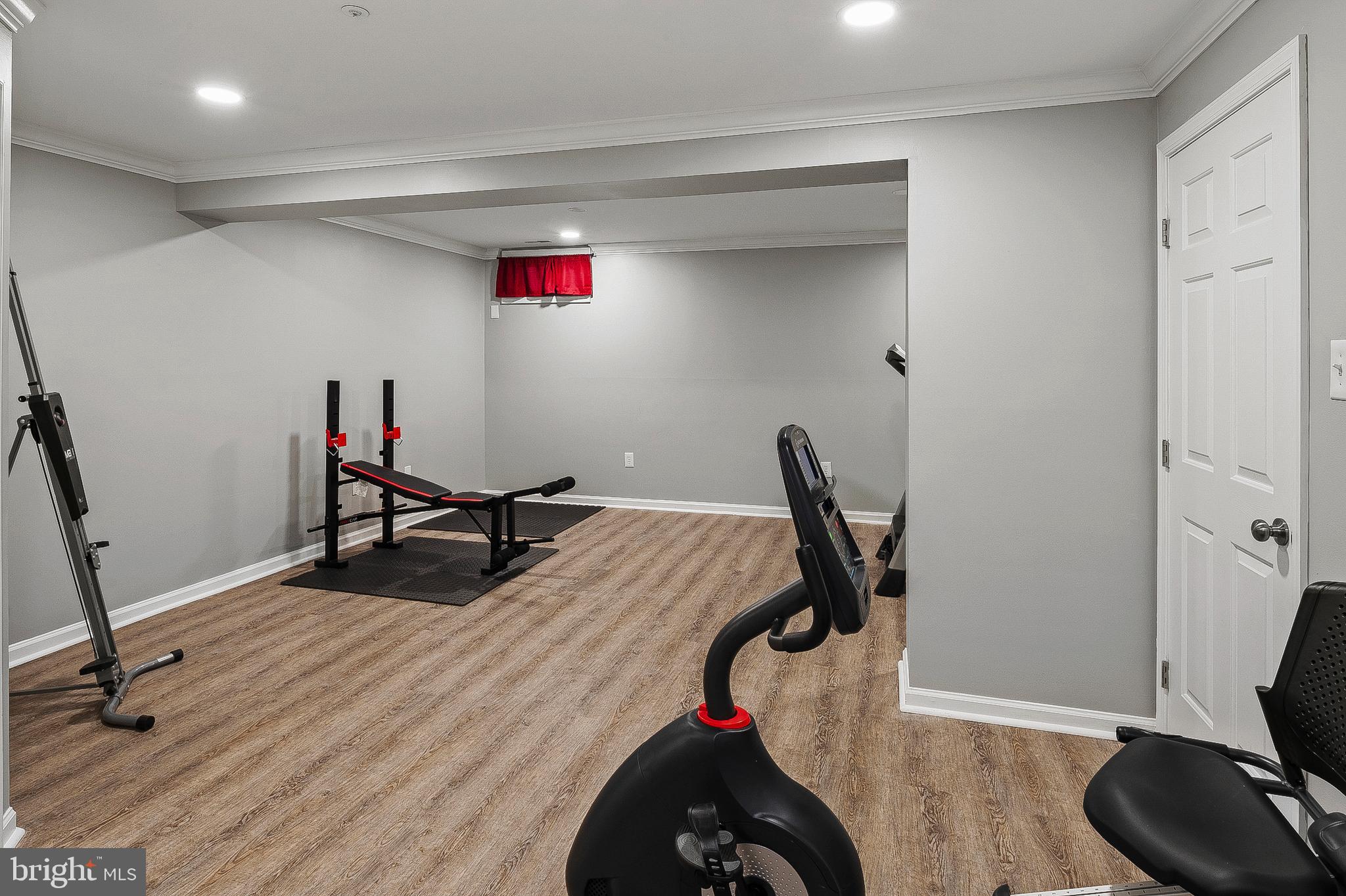 NEWTOWN - Residential