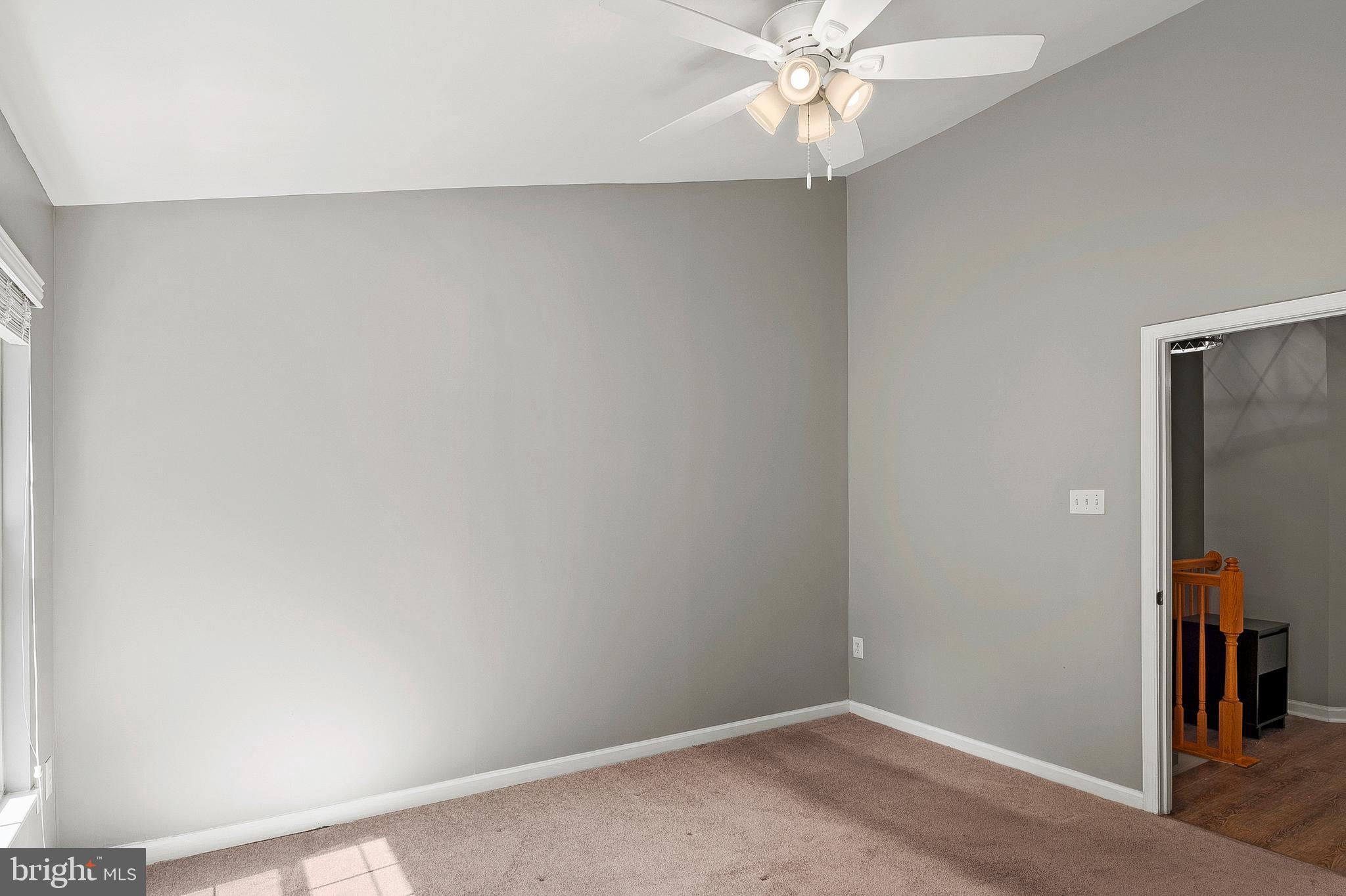 NEWTOWN - Residential