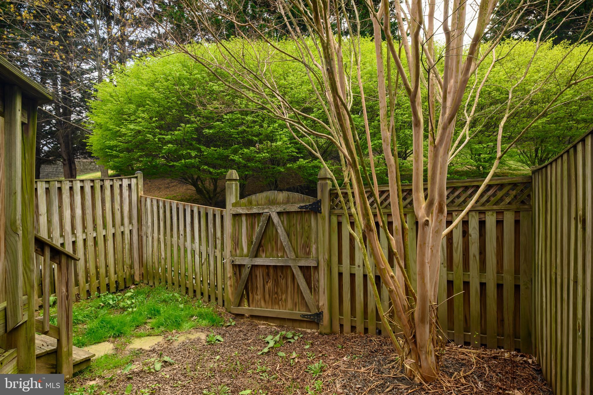 NEWTOWN - Residential