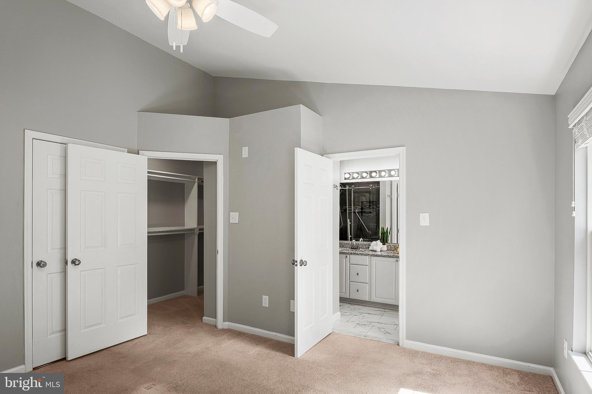 NEWTOWN - Residential