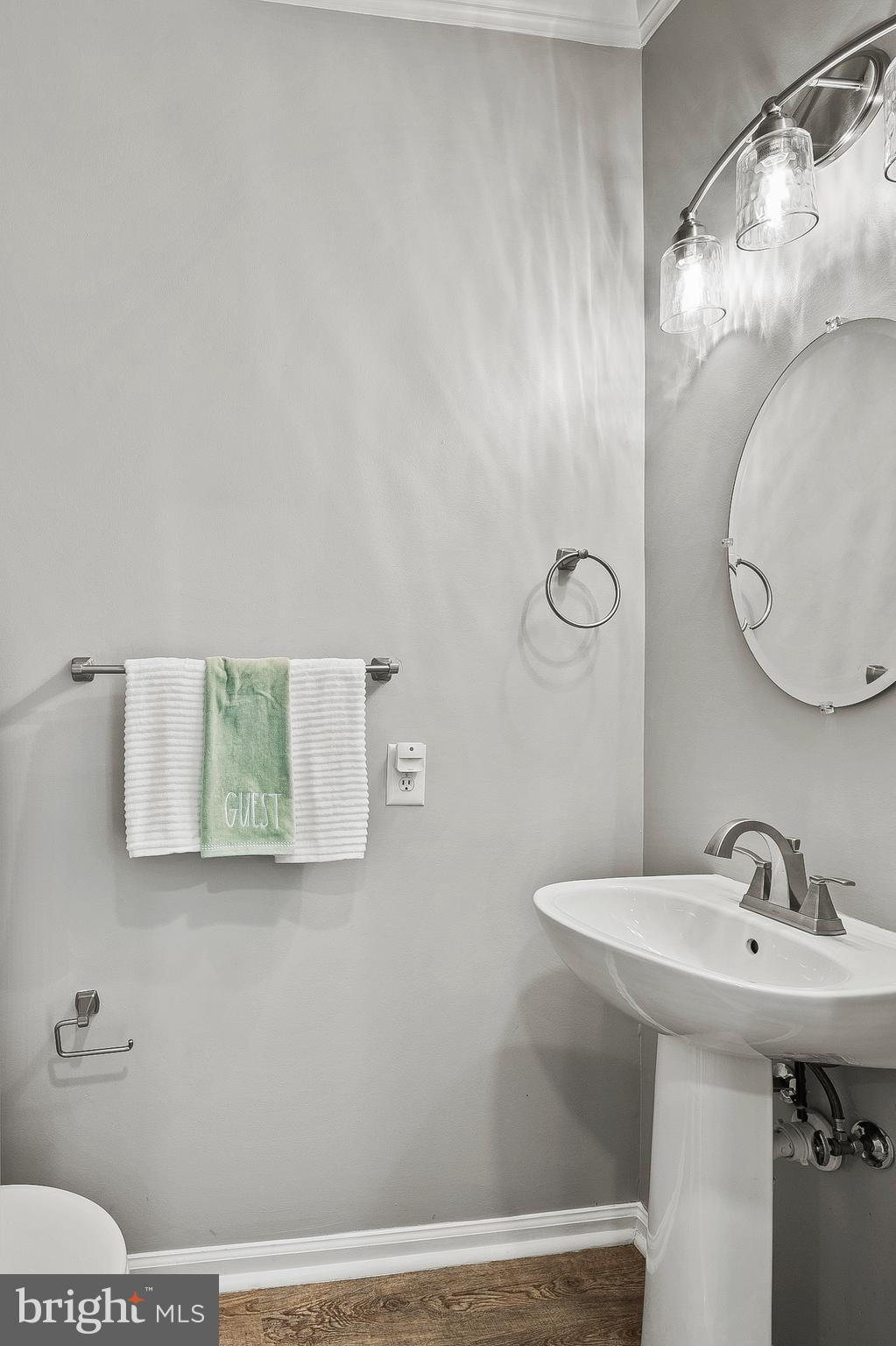 NEWTOWN - Residential