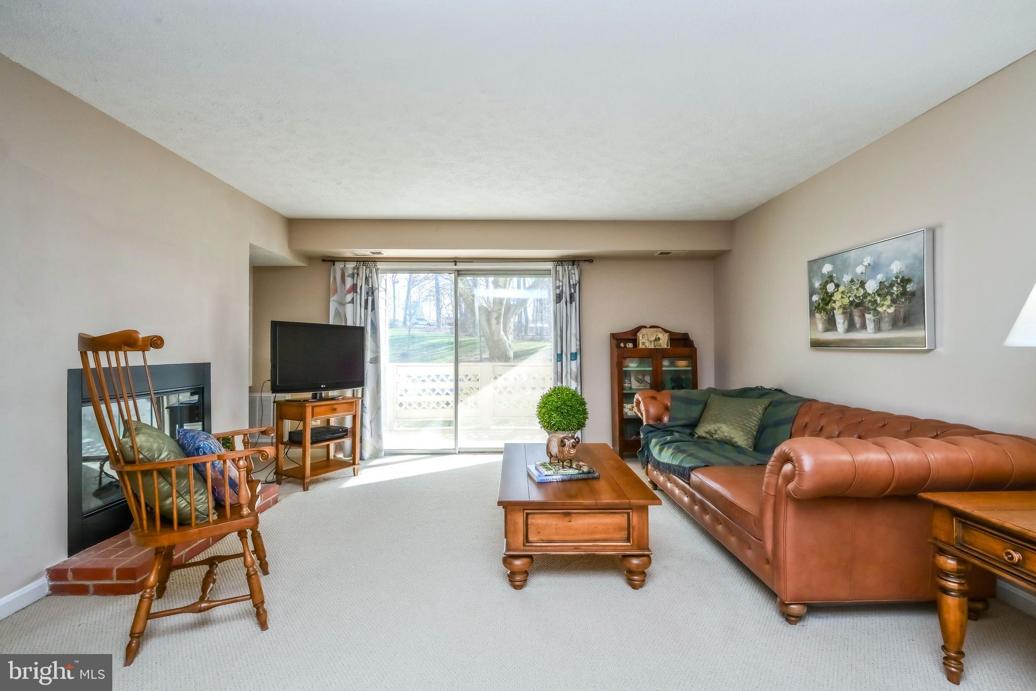 WILLOW POINT - Residential