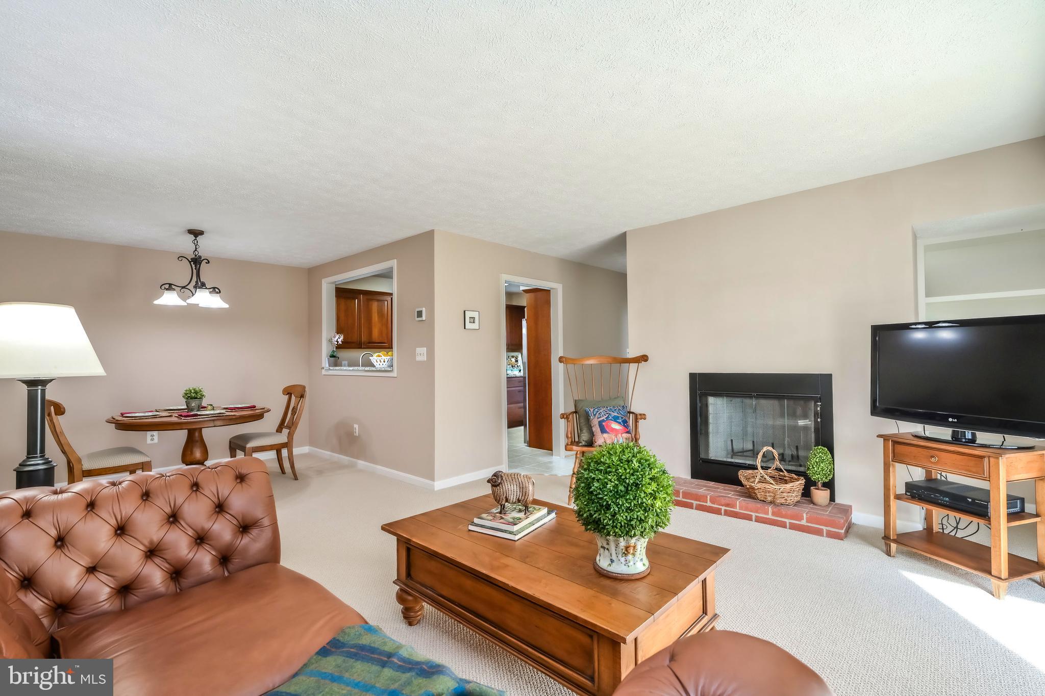 WILLOW POINT - Residential