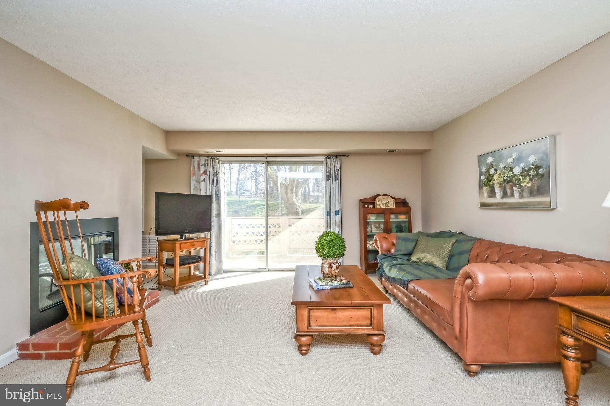WILLOW POINT - Residential