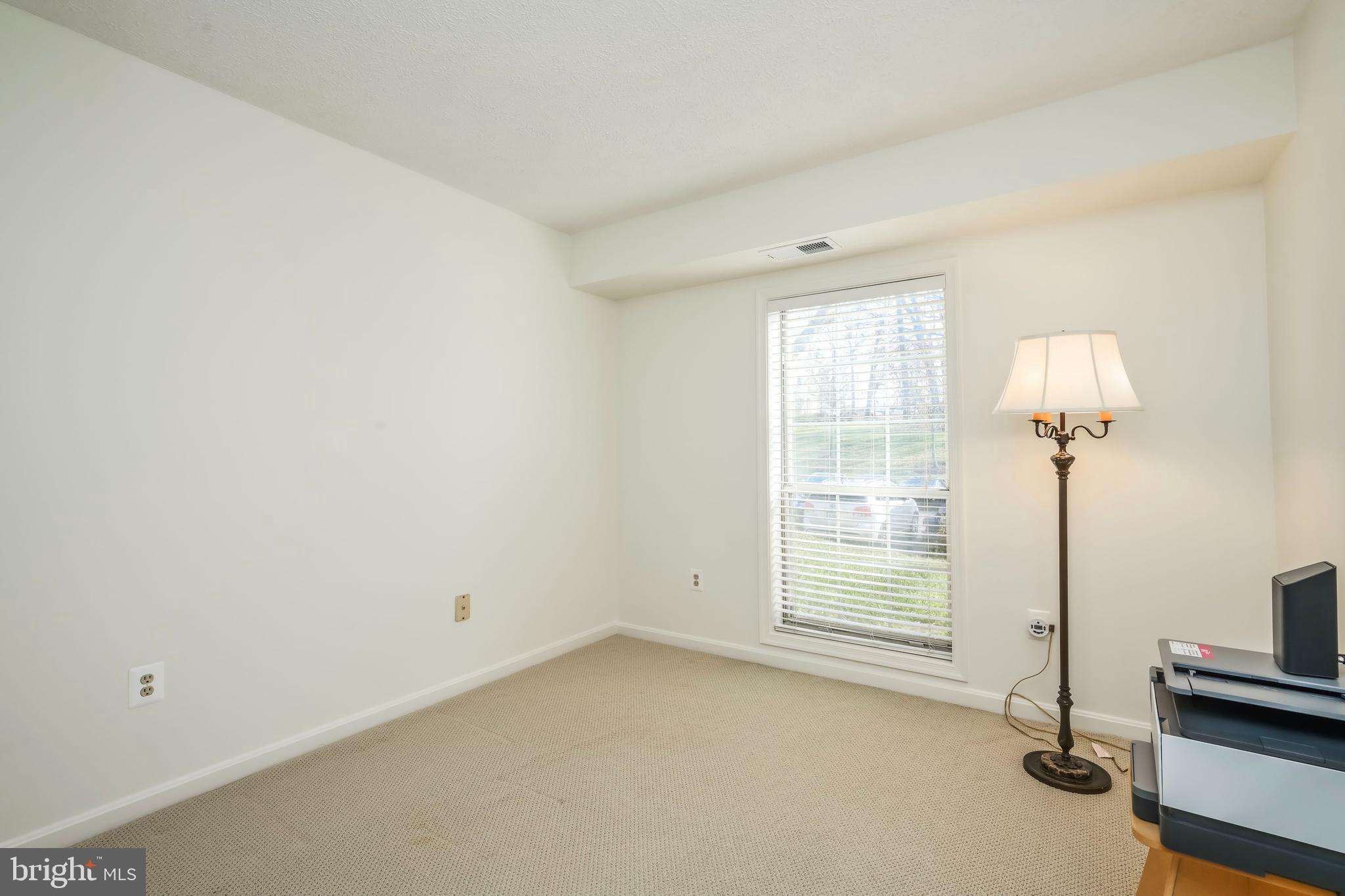 WILLOW POINT - Residential