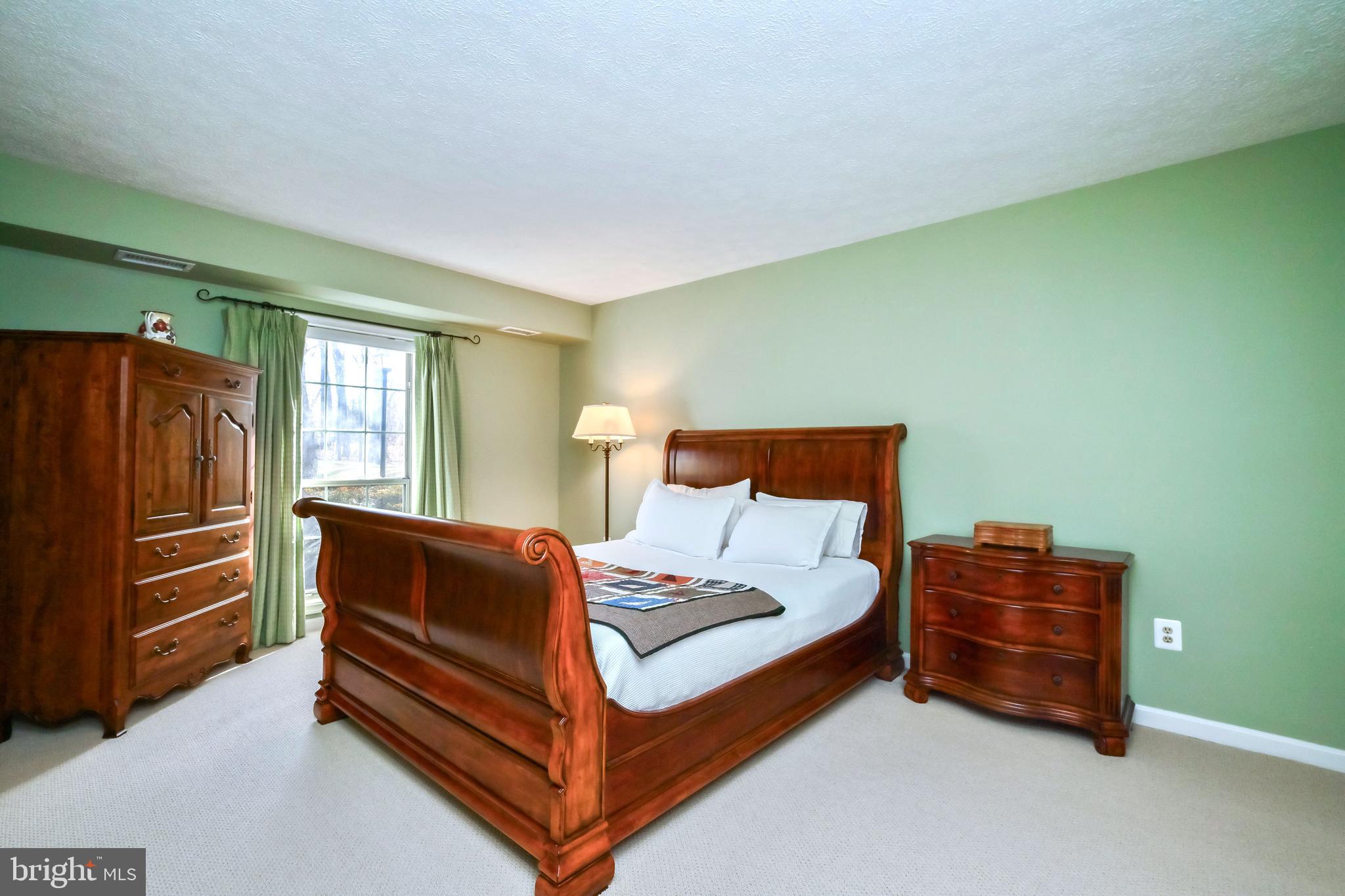 WILLOW POINT - Residential