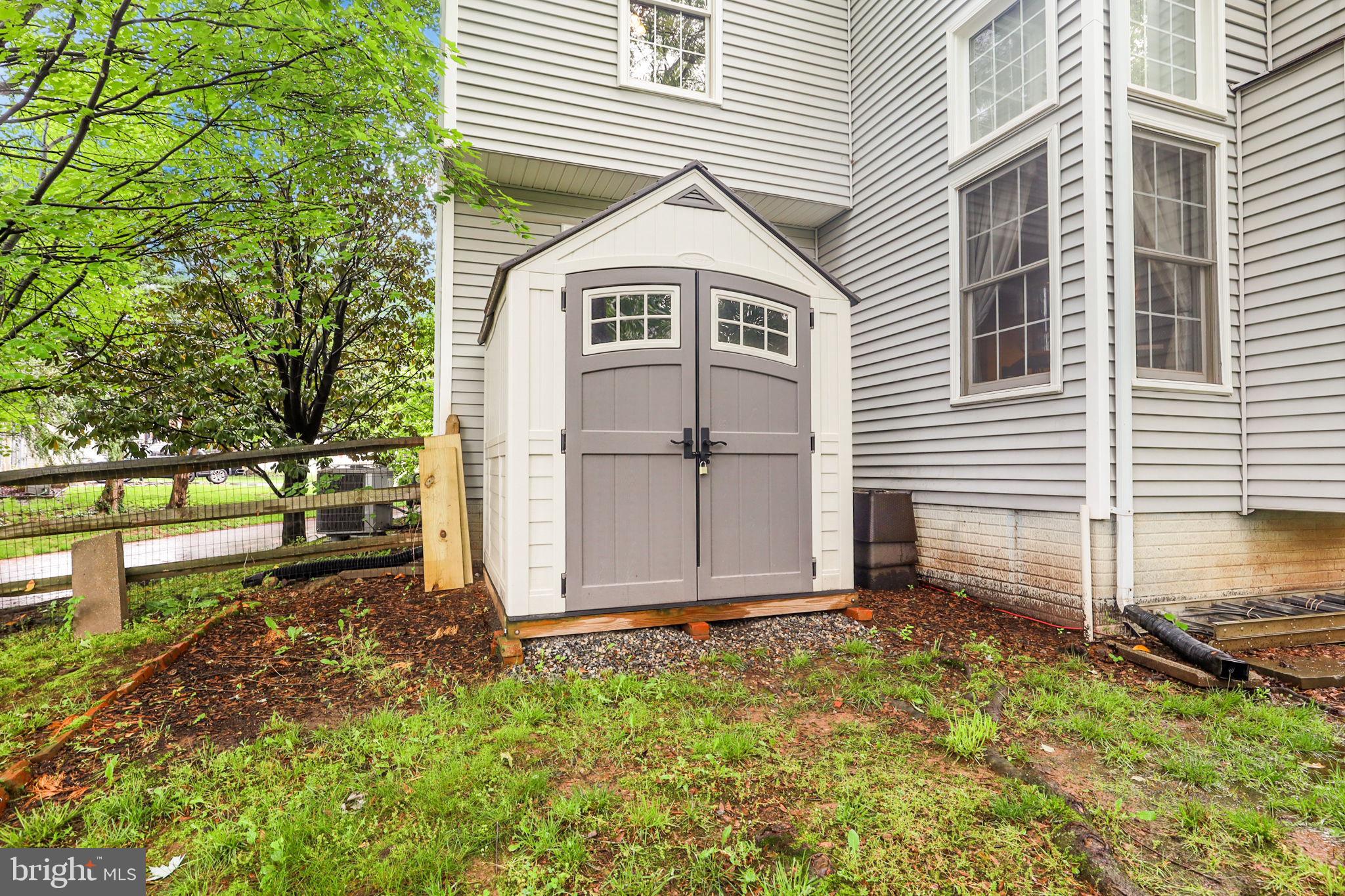 WELLINGTON - Residential