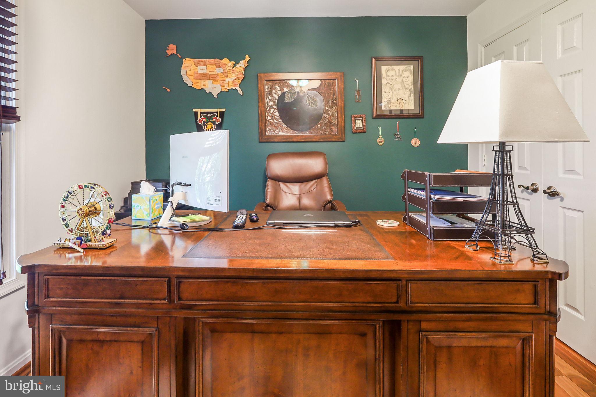 WELLINGTON - Residential