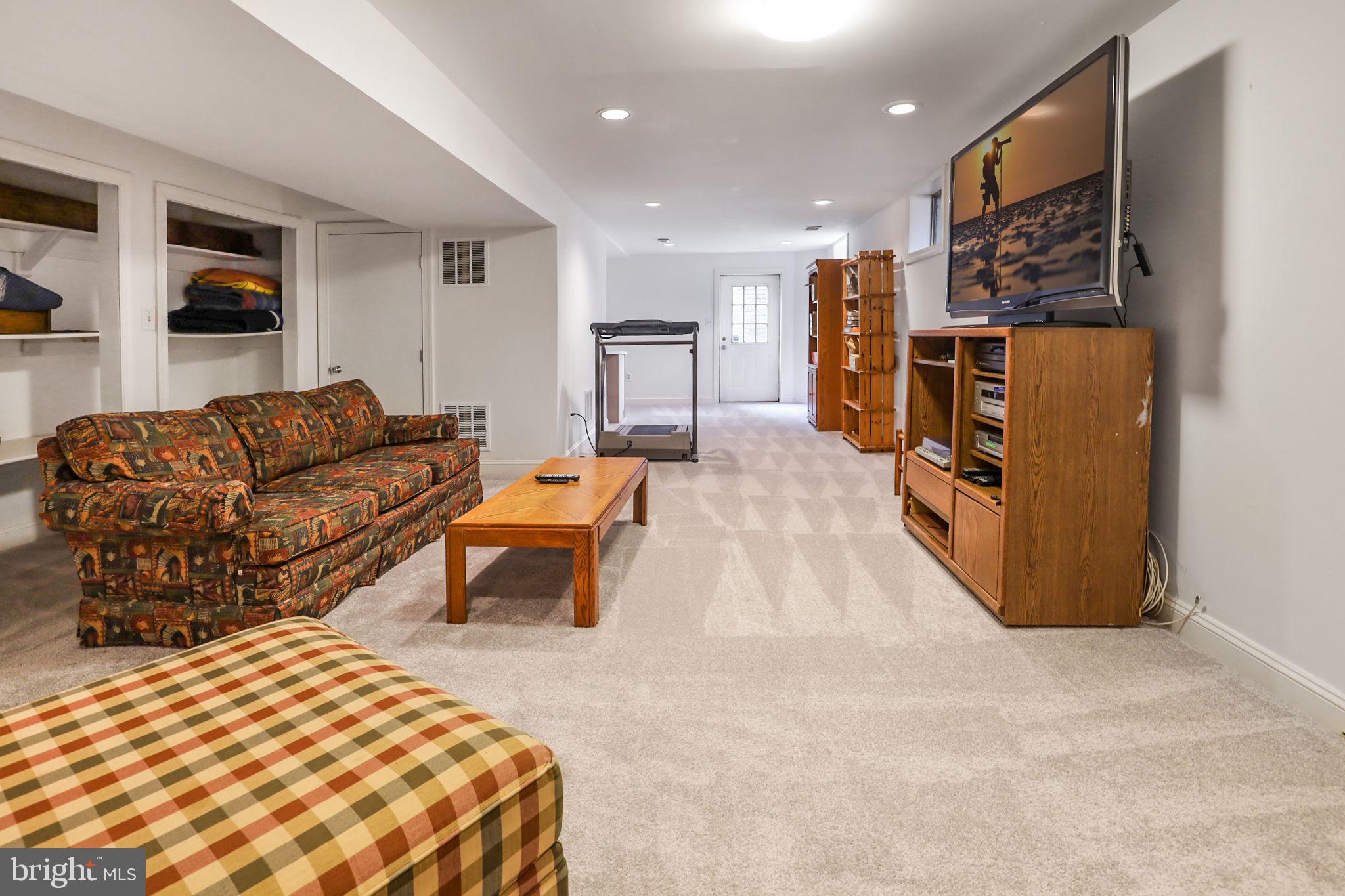 WELLINGTON - Residential