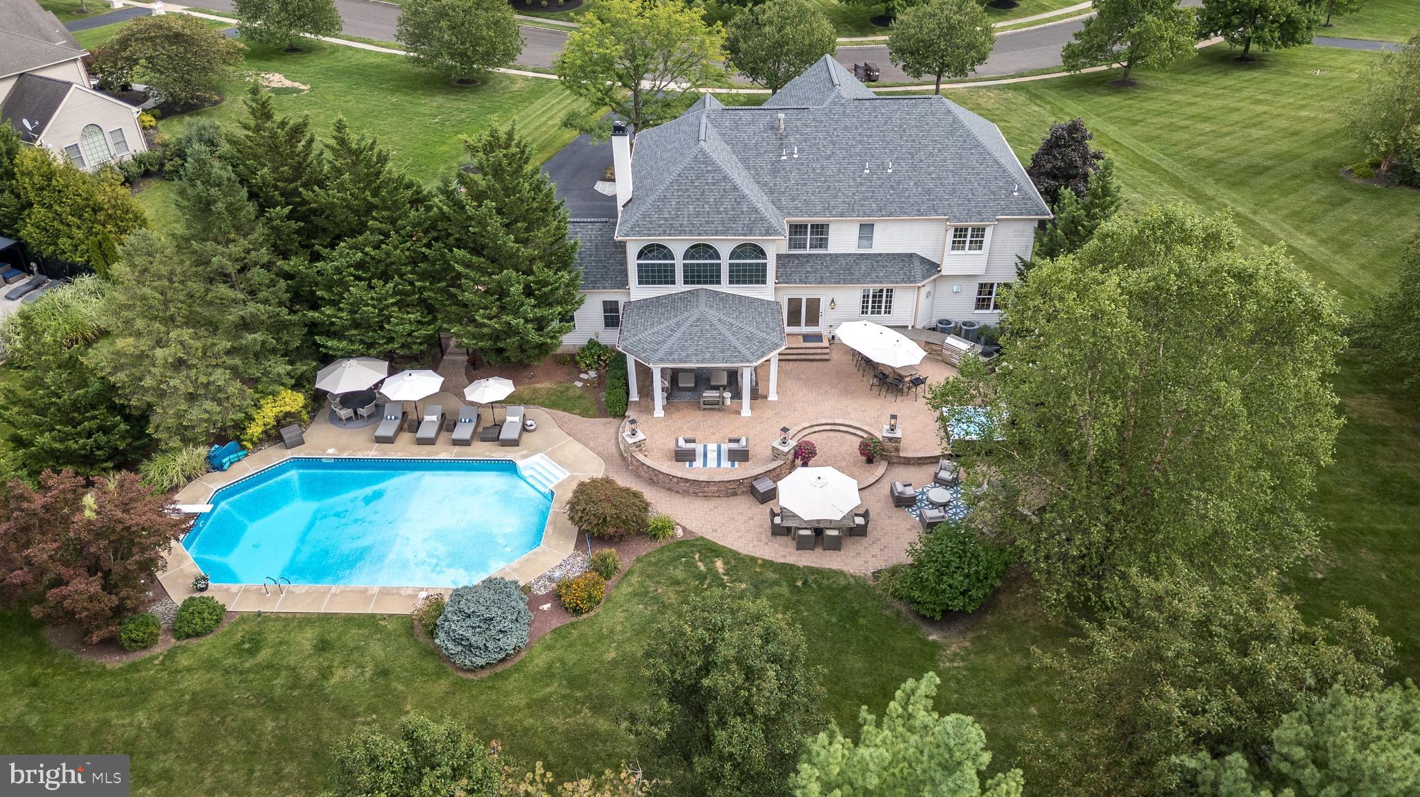 DEVONSHIRE - Residential