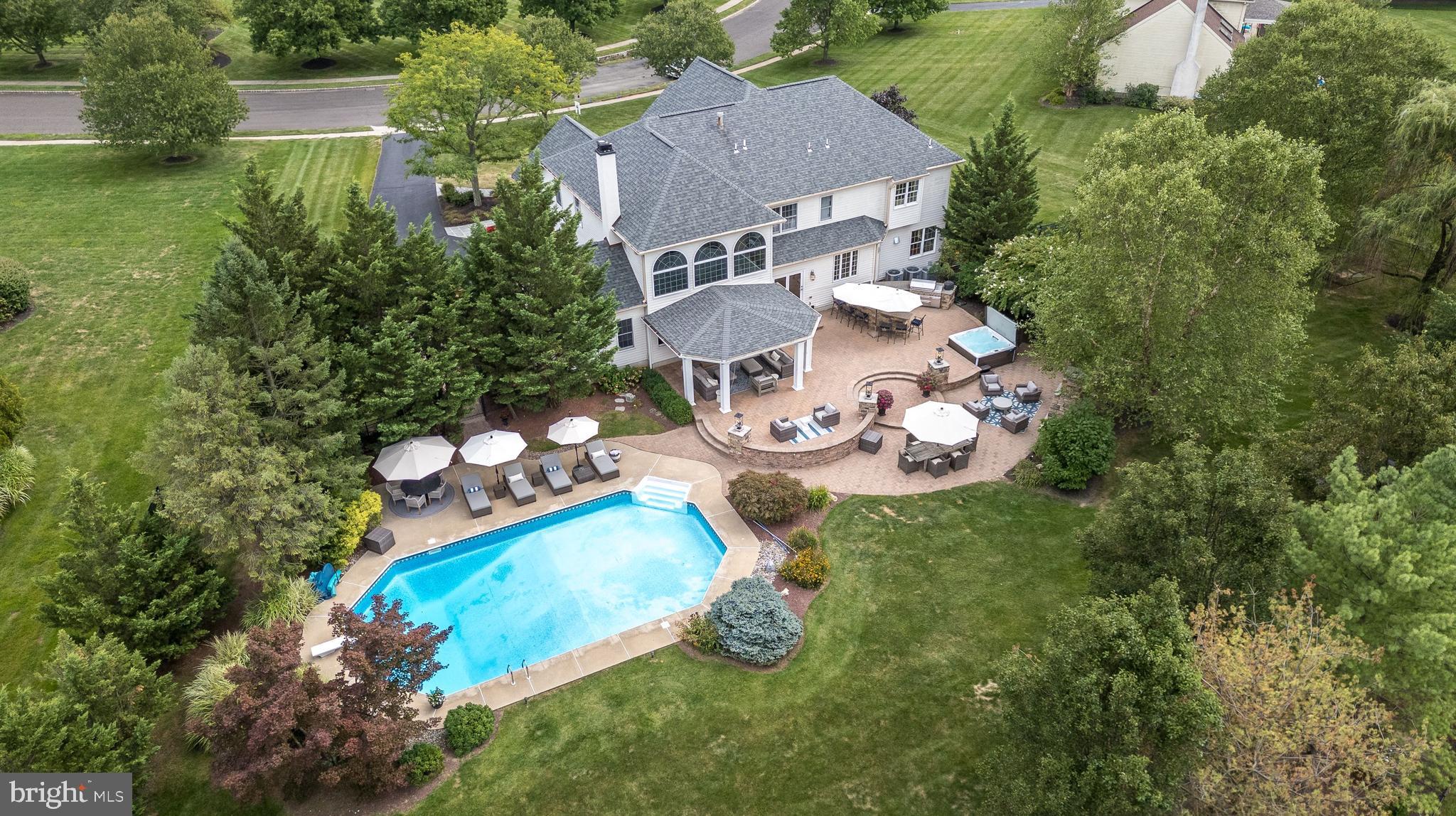 DEVONSHIRE - Residential