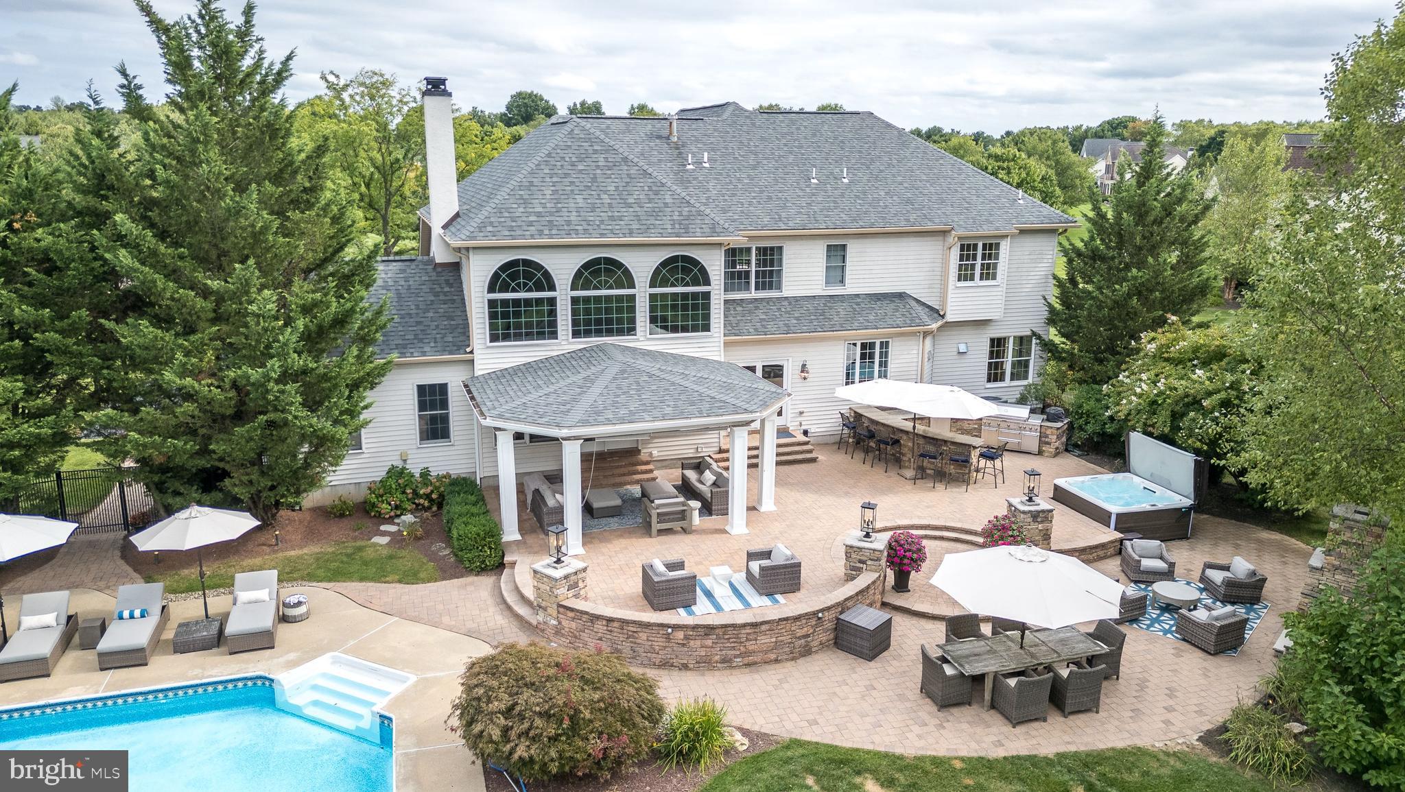 DEVONSHIRE - Residential