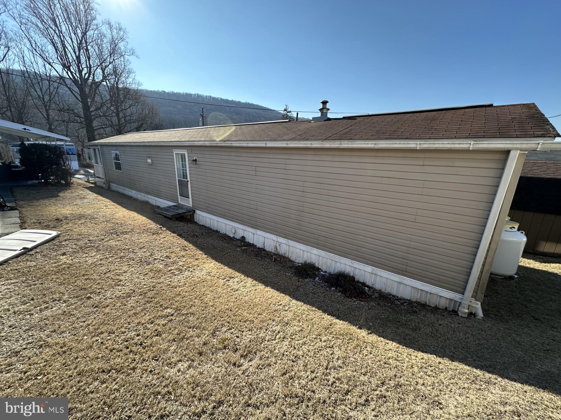 URBAN ACRES - Residential