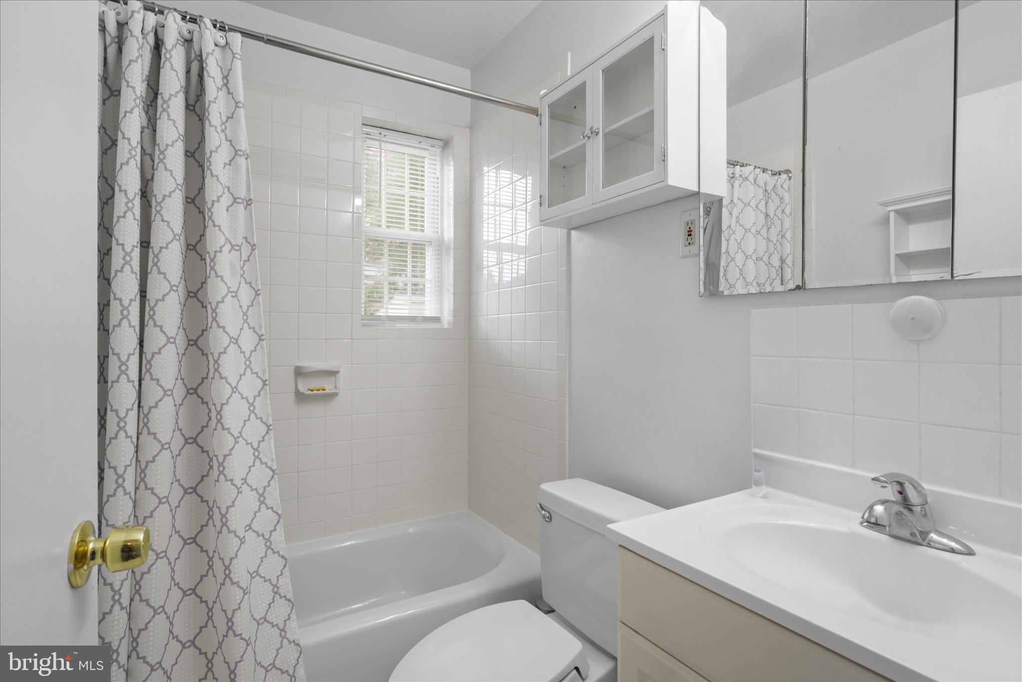 NORTHWOOD VILLAGE - Residential