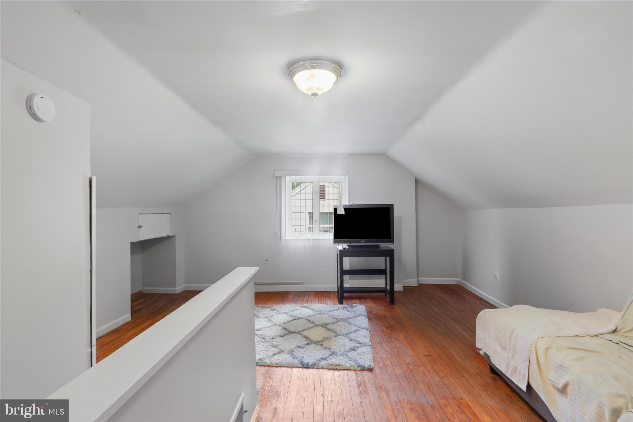 NORTHWOOD VILLAGE - Residential