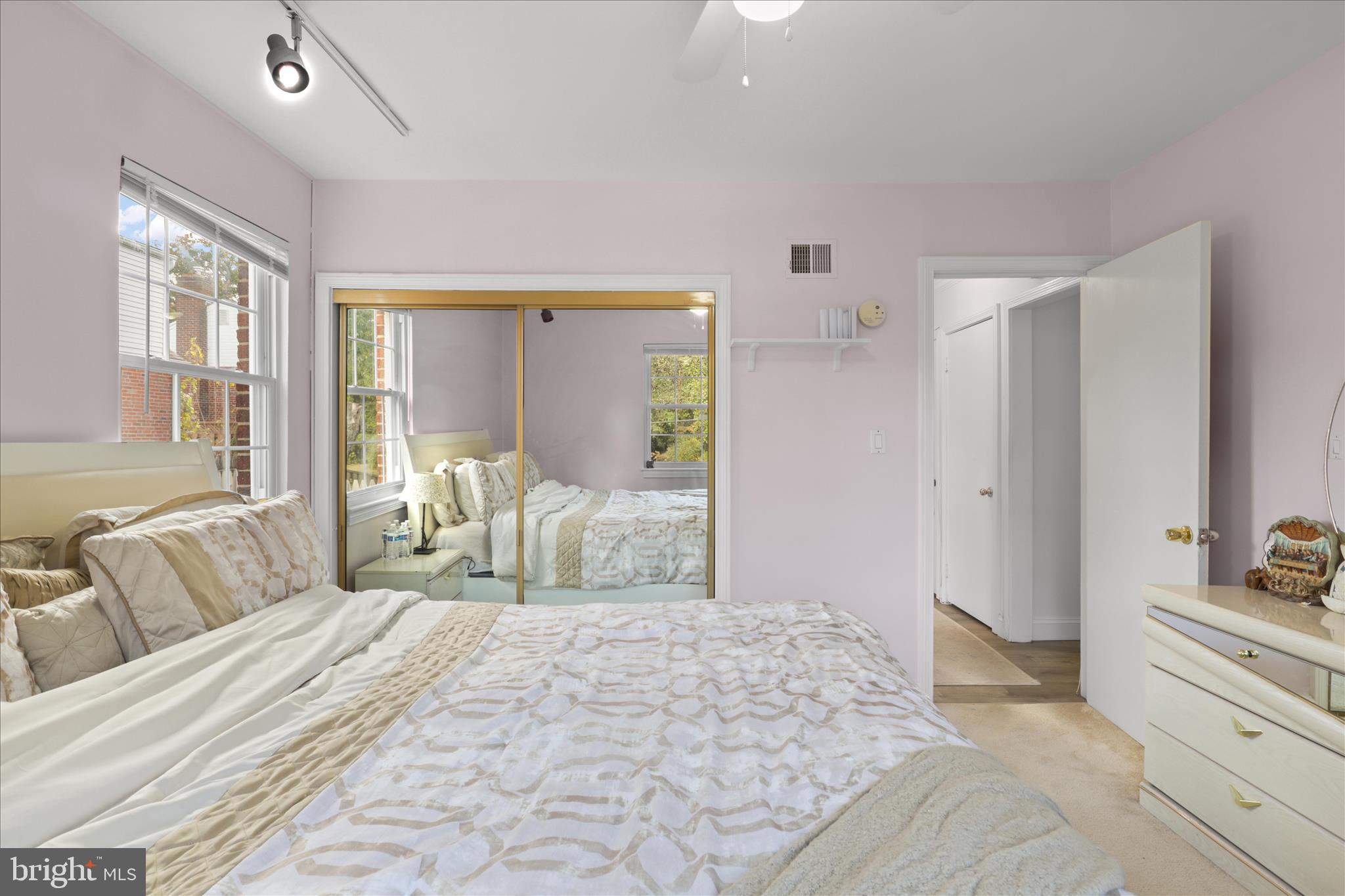 NORTHWOOD VILLAGE - Residential