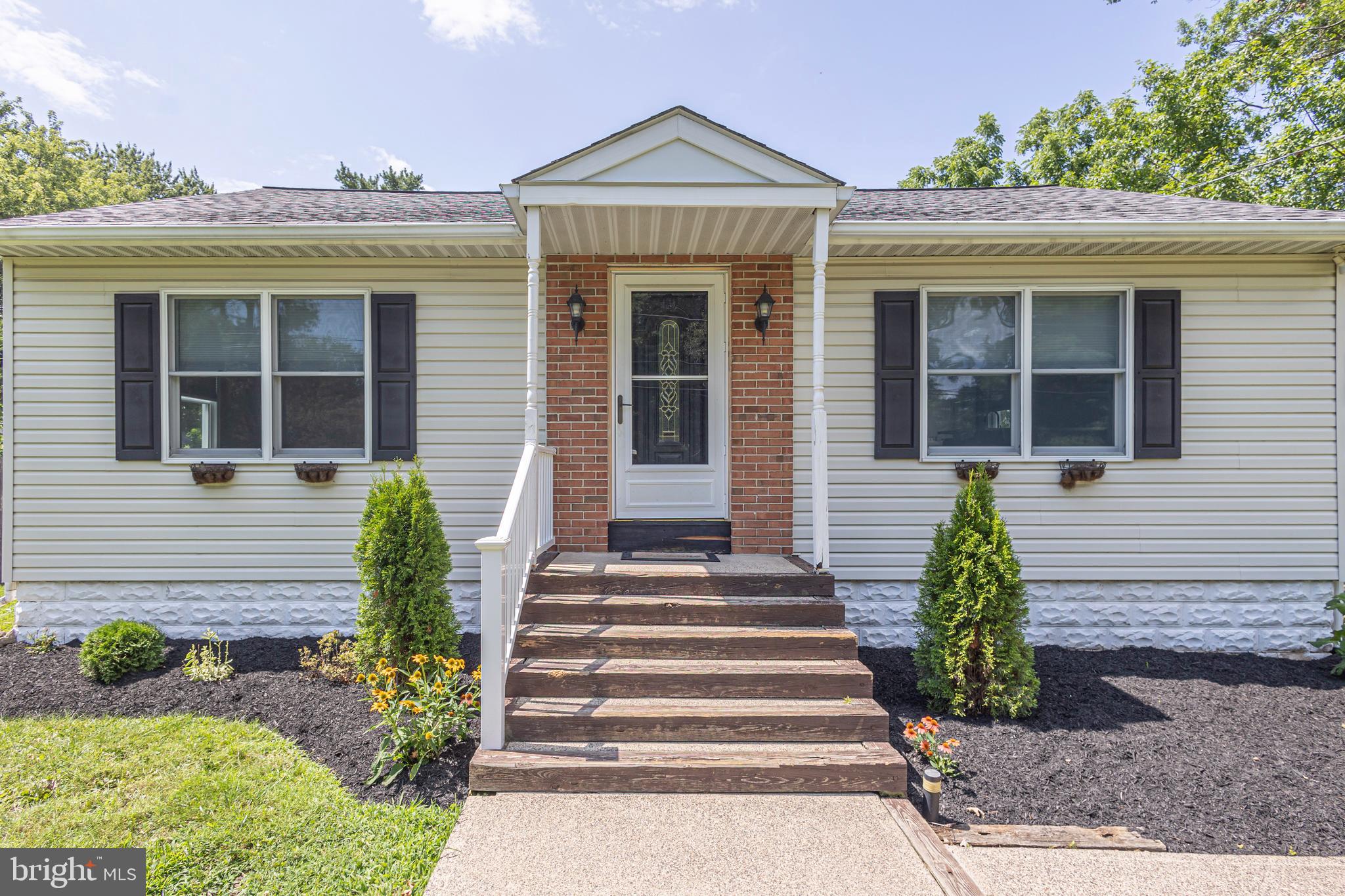 125 RICHARDSON ROAD