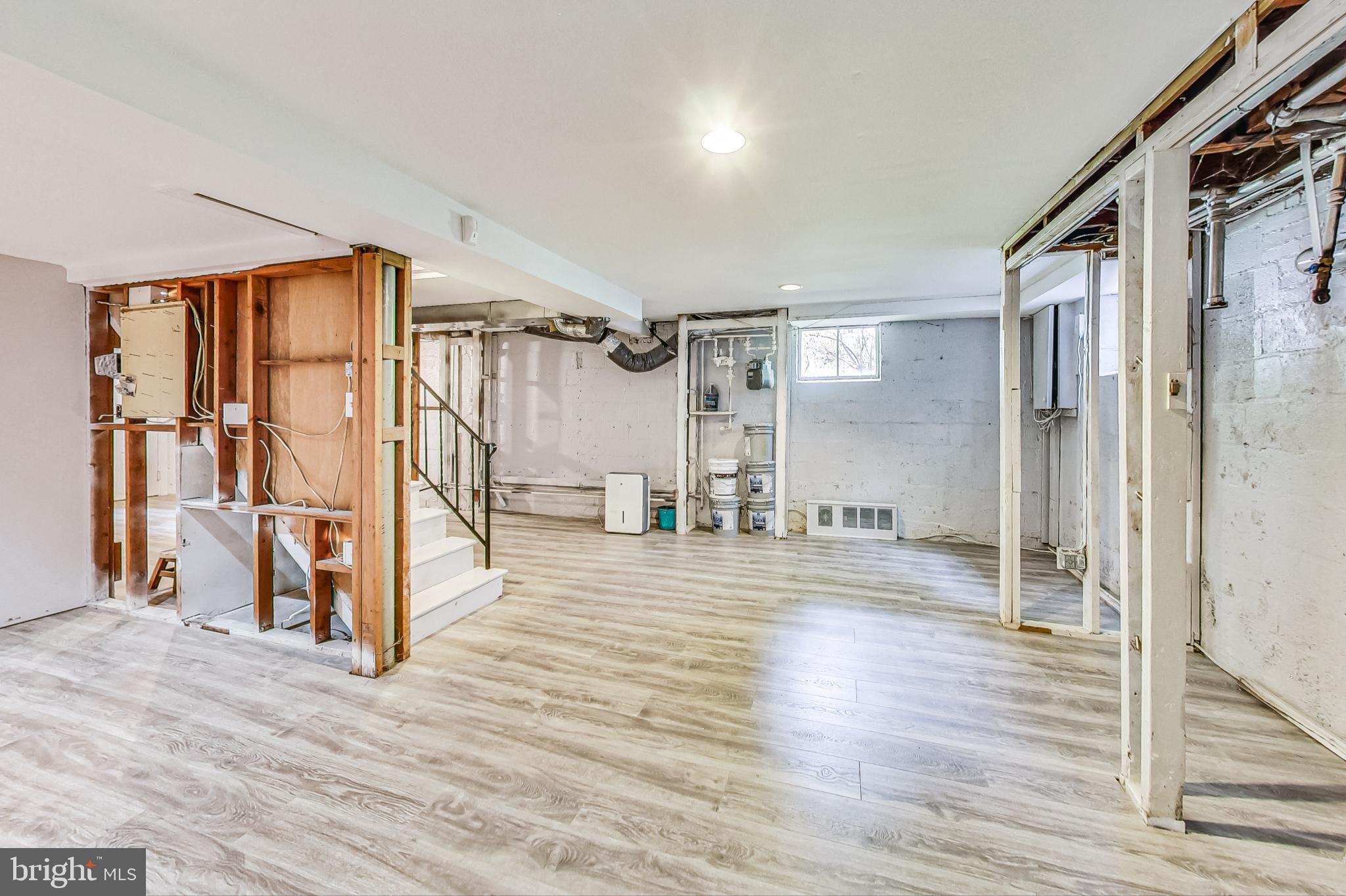 NORTH HILLS - Residential