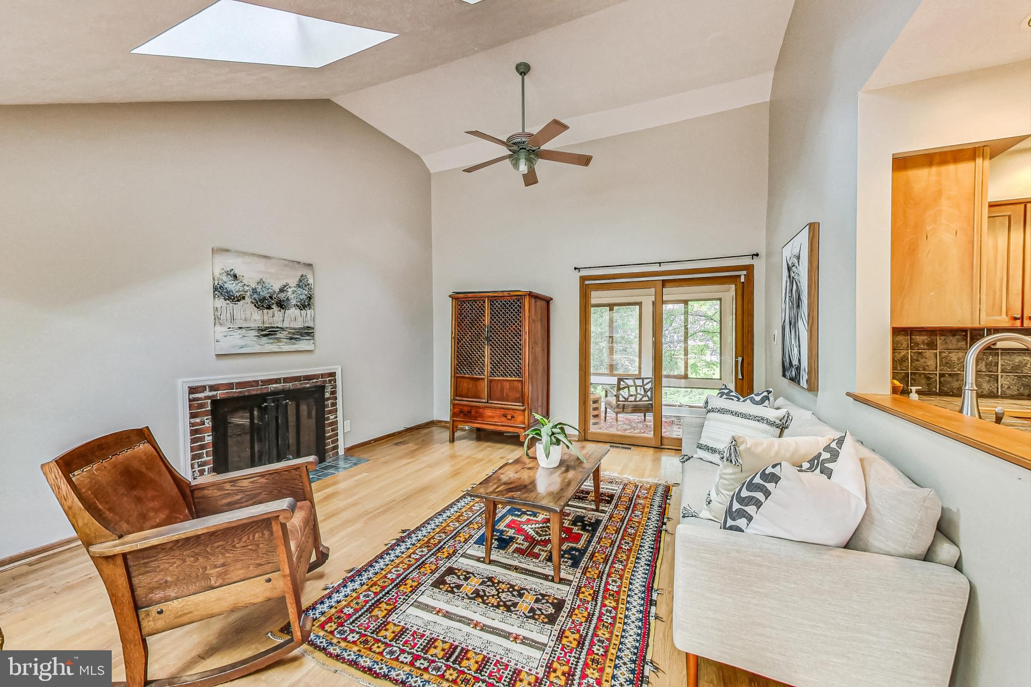 NORTH HILLS - Residential