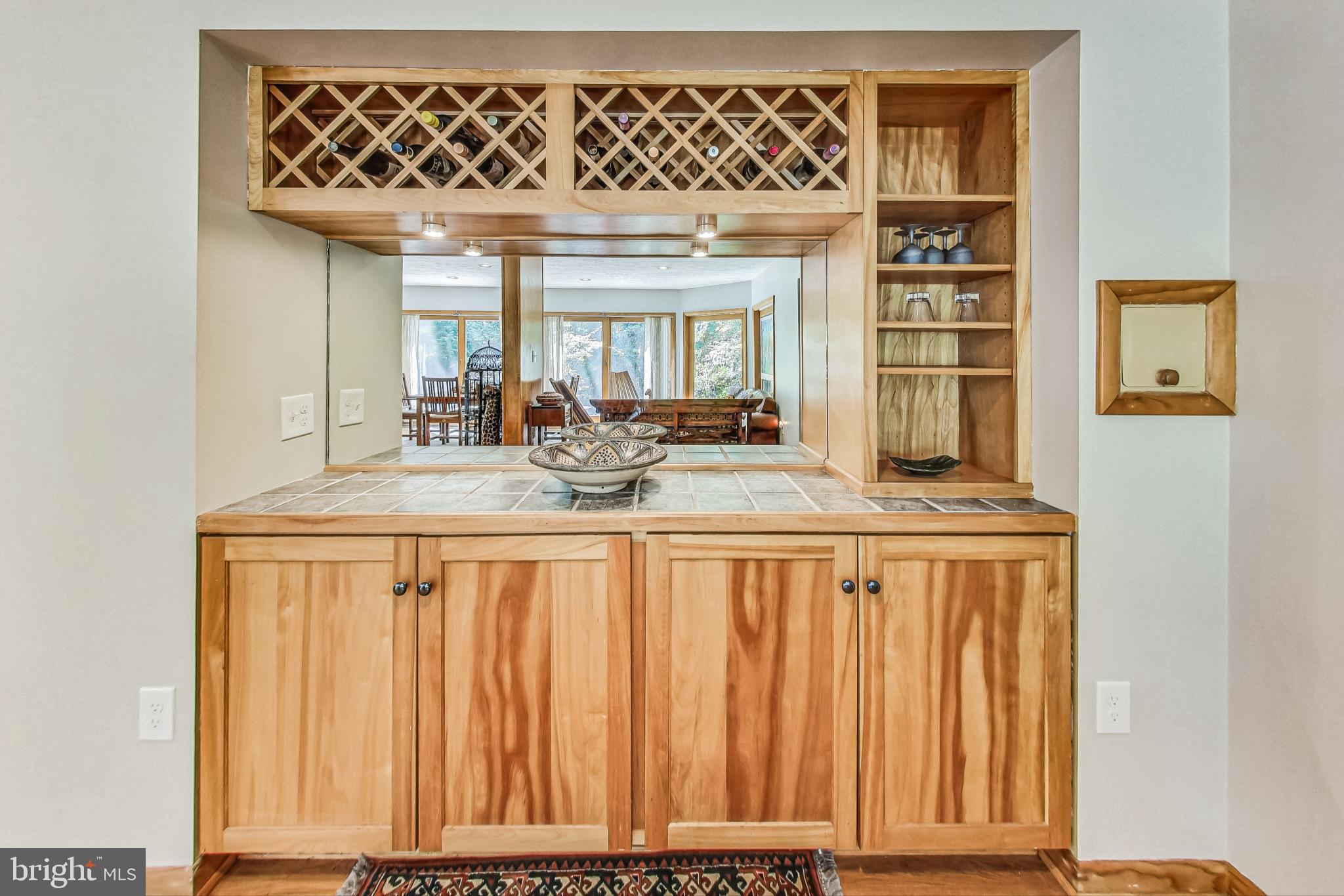 NORTH HILLS - Residential