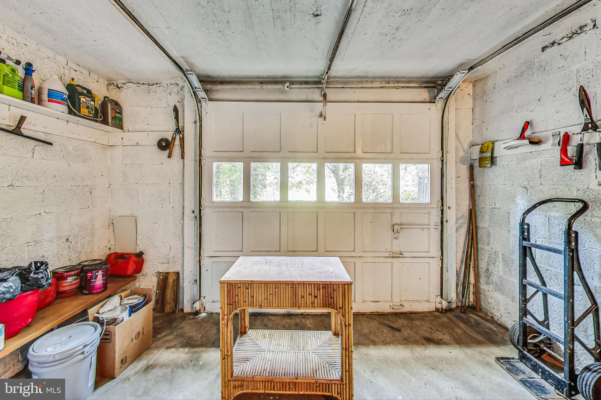 NORTH HILLS - Residential