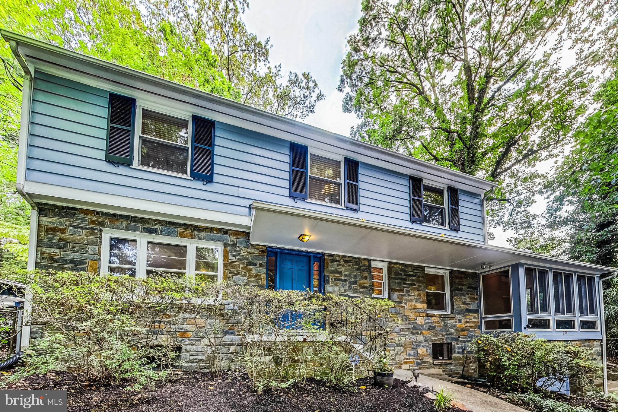 NORTH HILLS - Residential