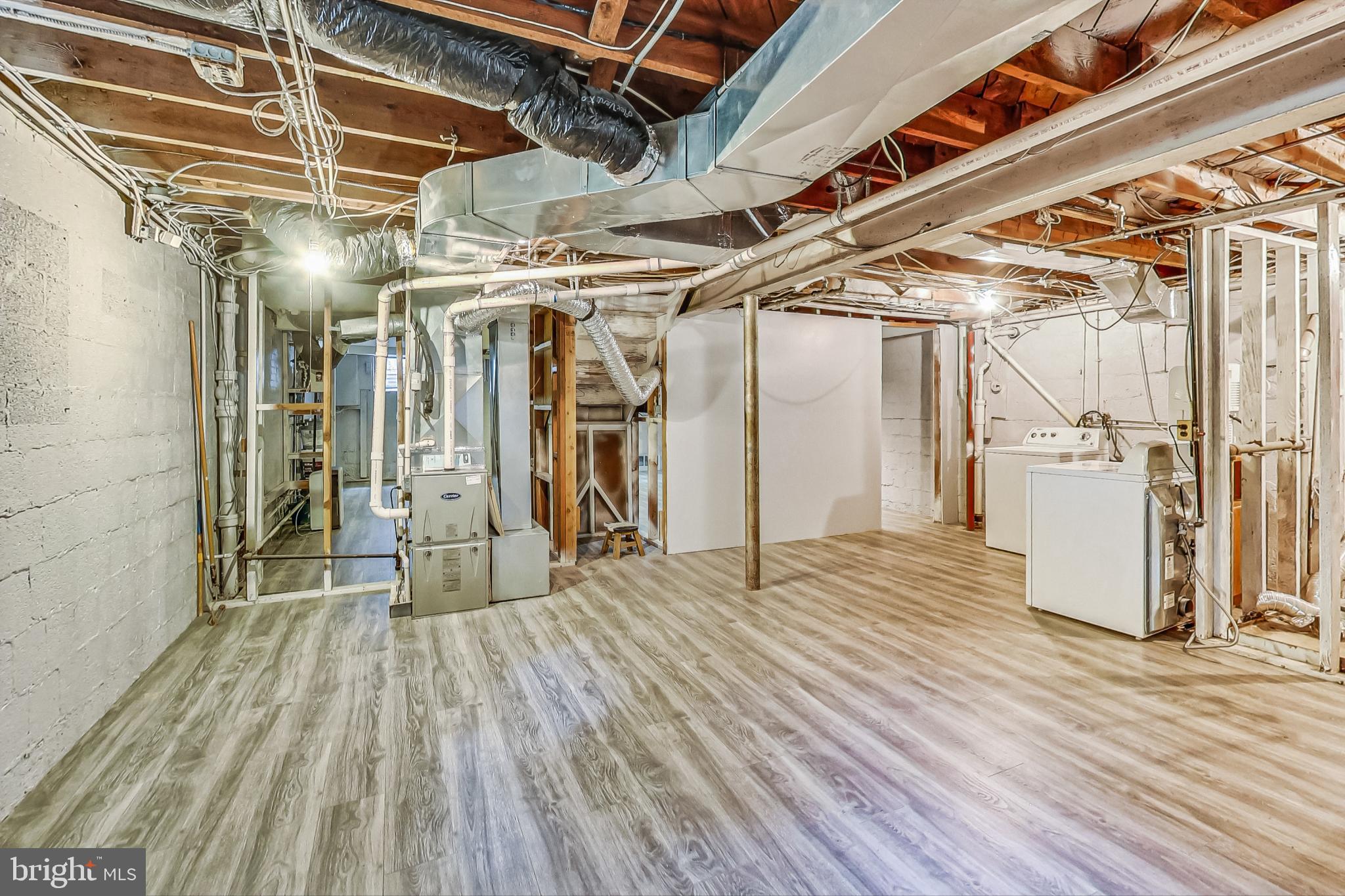 NORTH HILLS - Residential