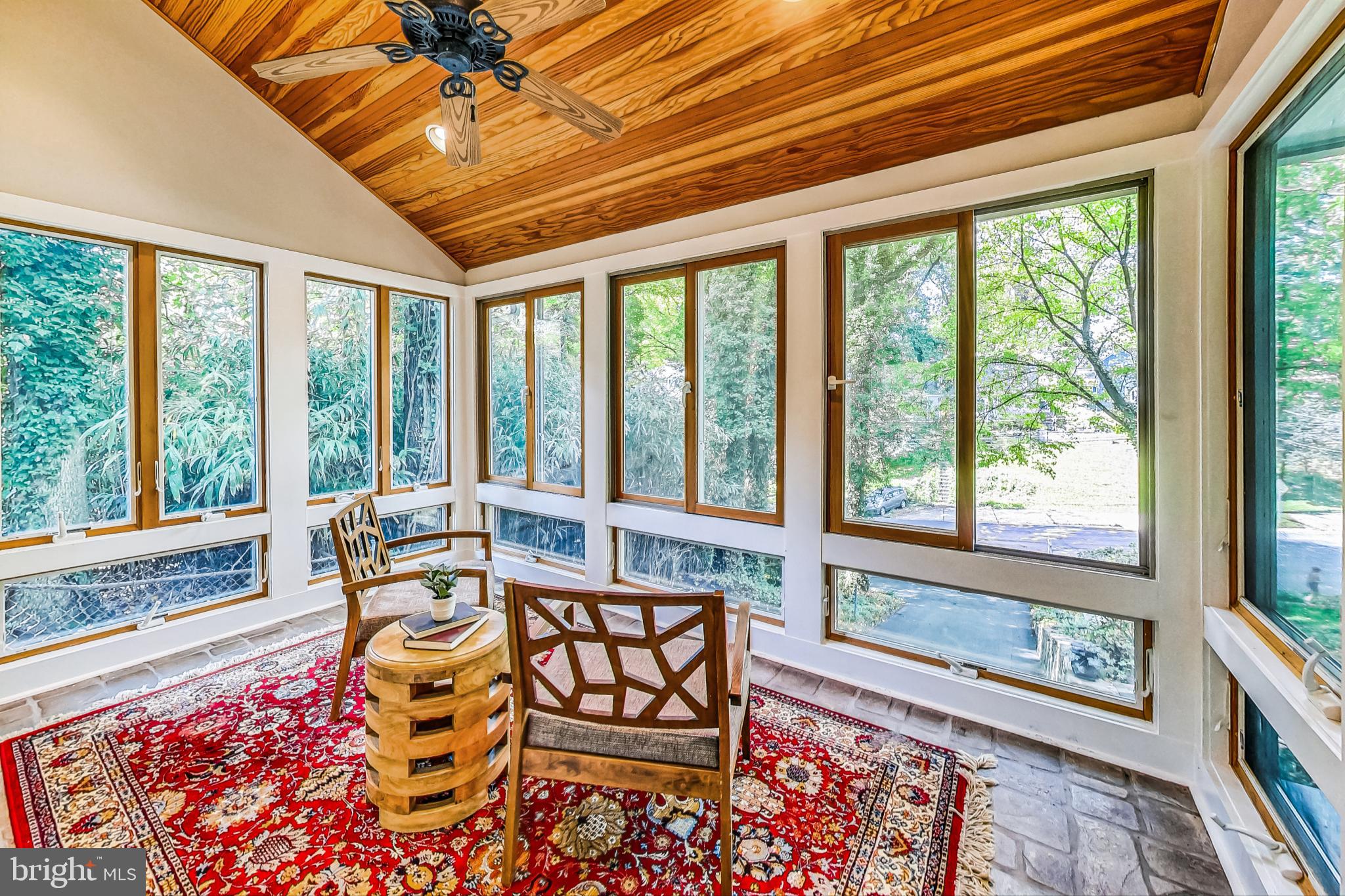 NORTH HILLS - Residential