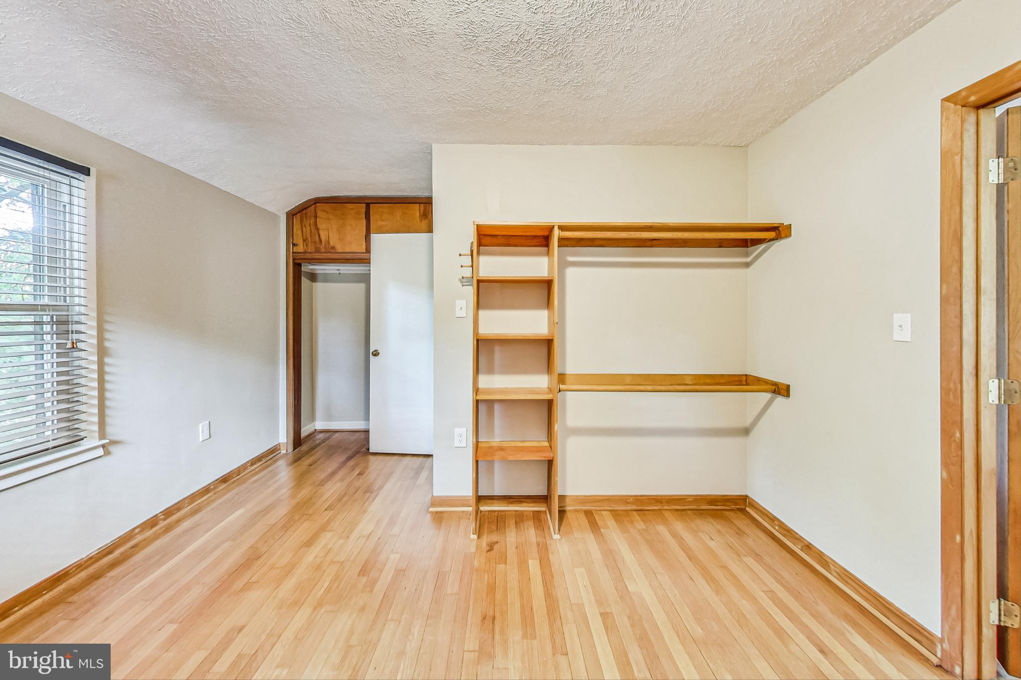 NORTH HILLS - Residential