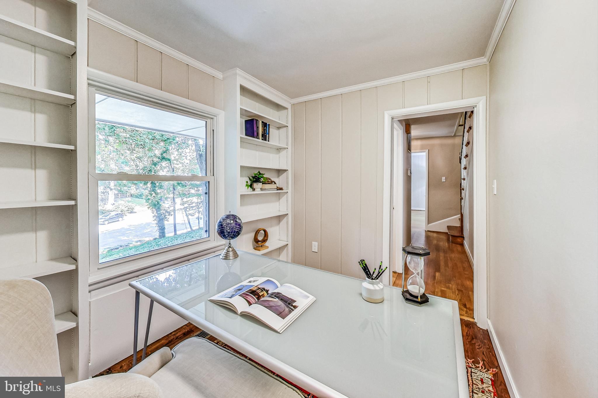 NORTH HILLS - Residential