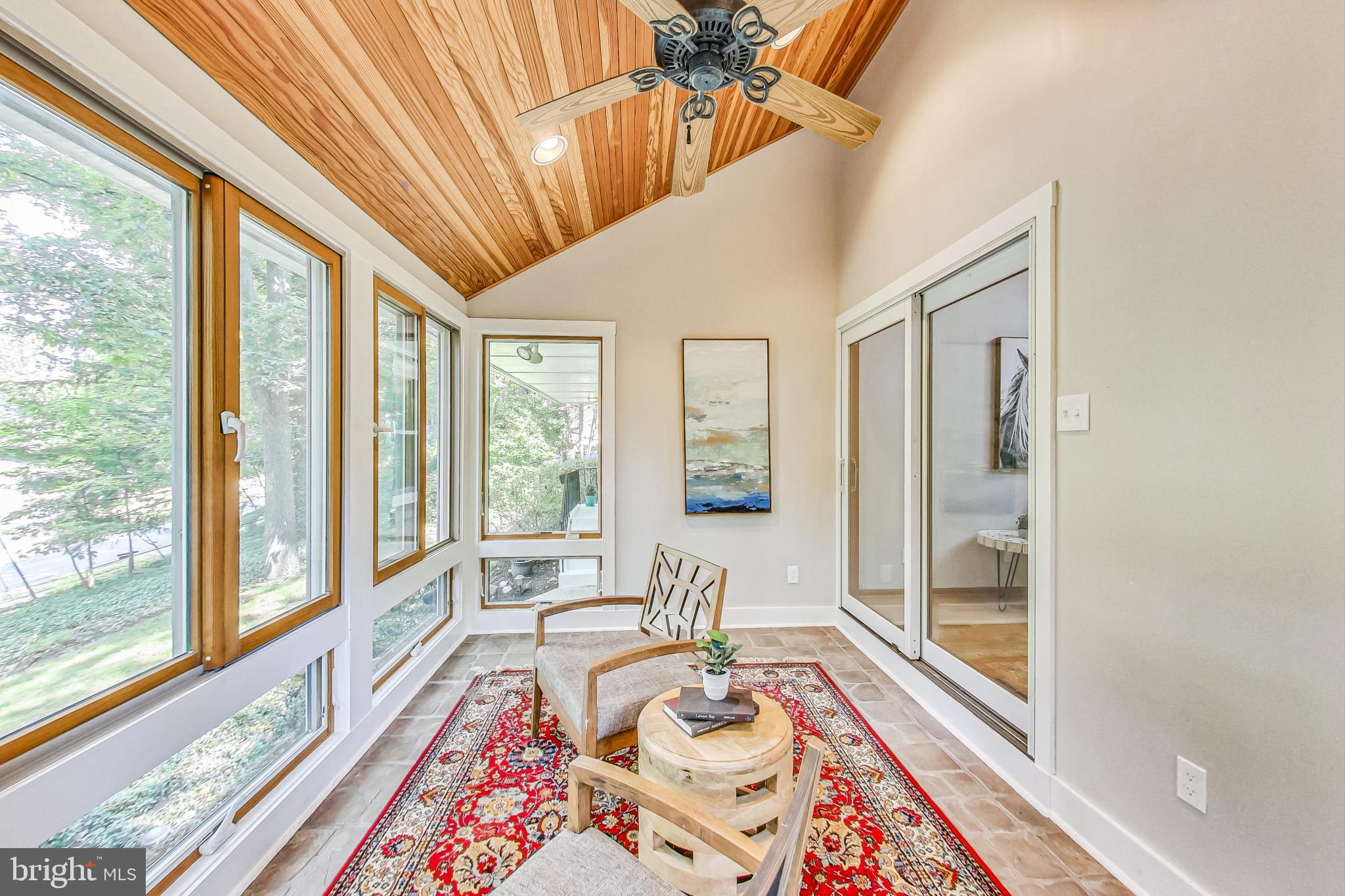 NORTH HILLS - Residential