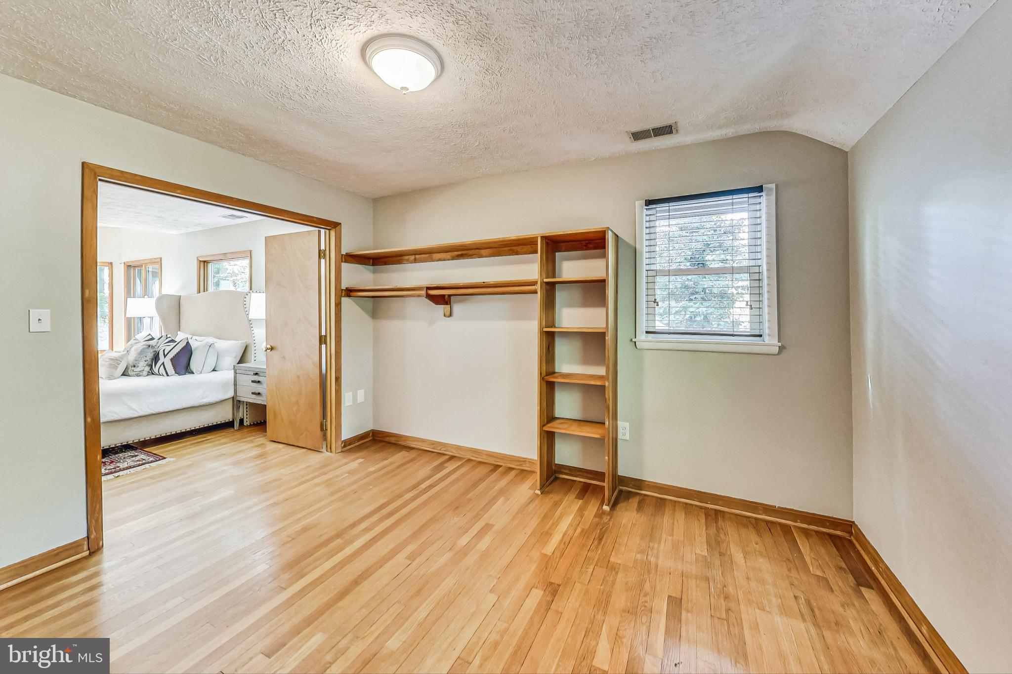 NORTH HILLS - Residential