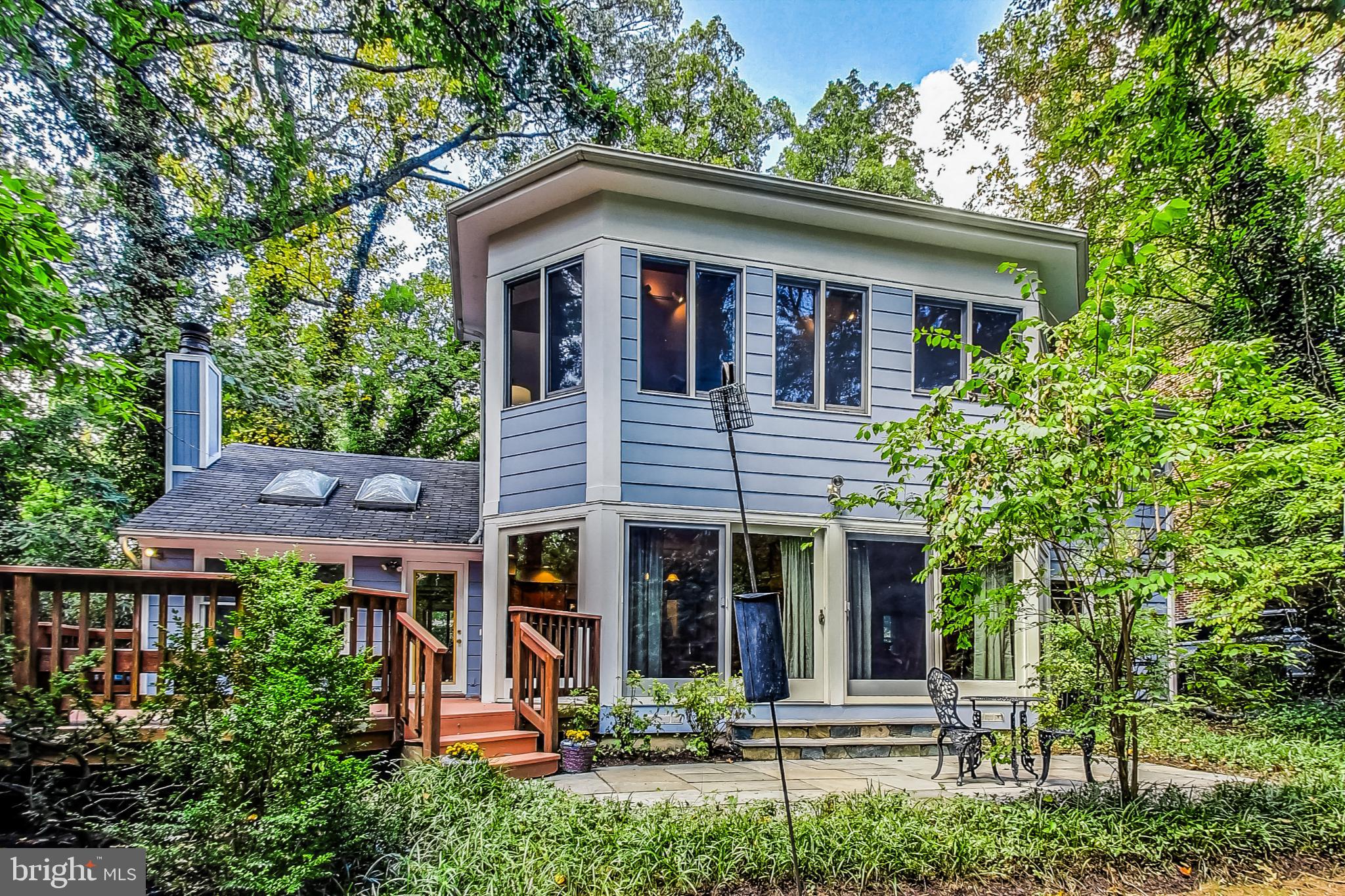 NORTH HILLS - Residential