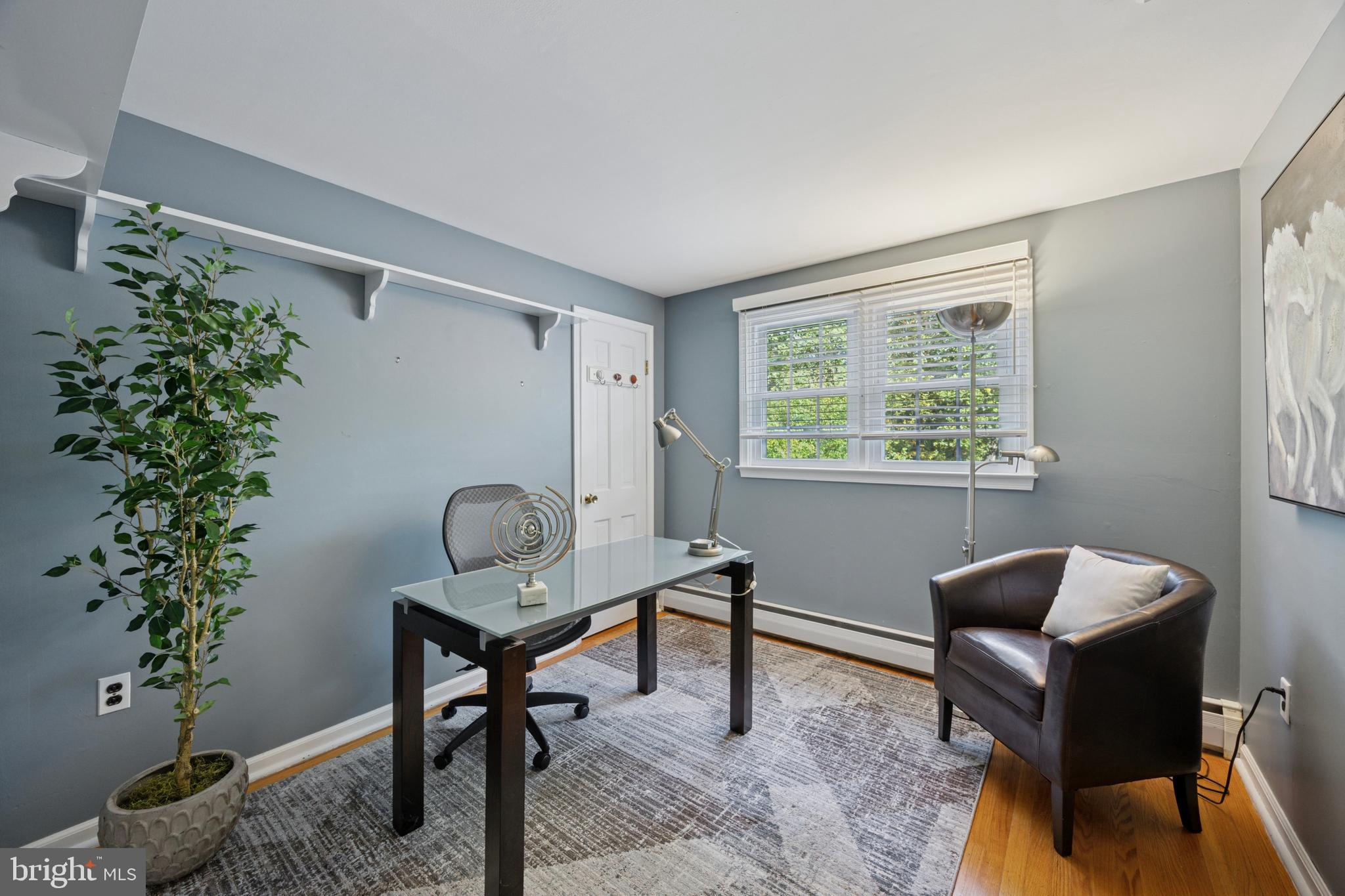 WAYNEWOOD - Residential