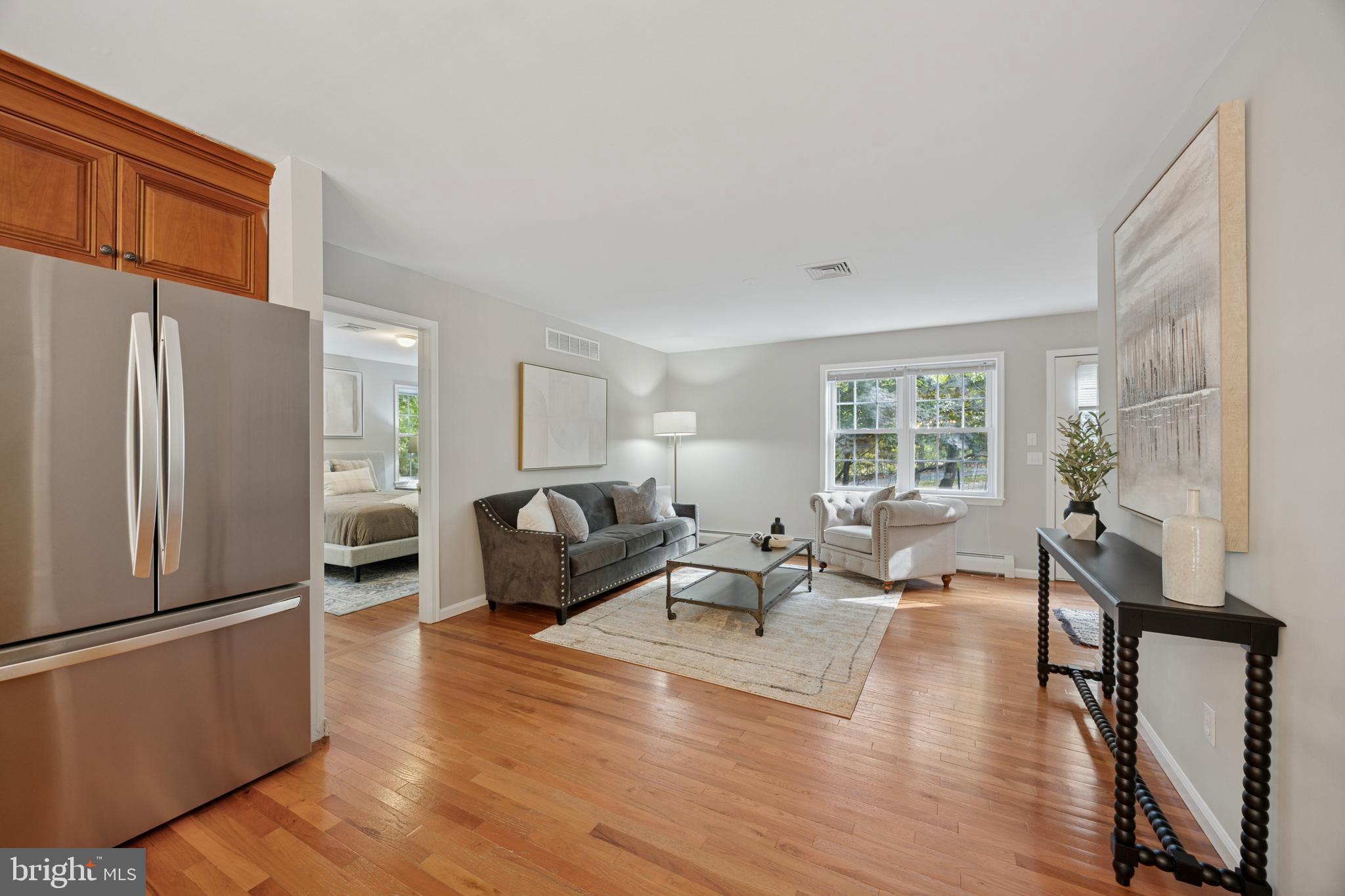 WAYNEWOOD - Residential