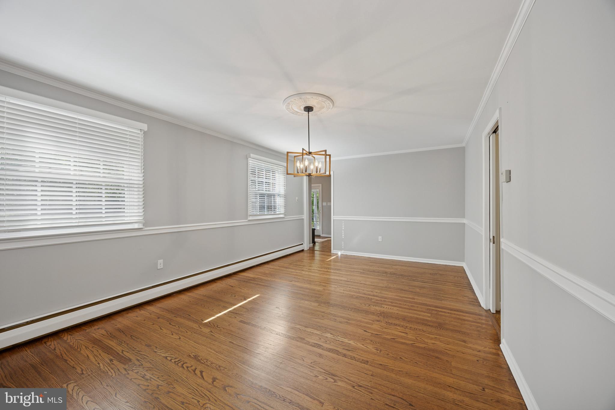 WAYNEWOOD - Residential