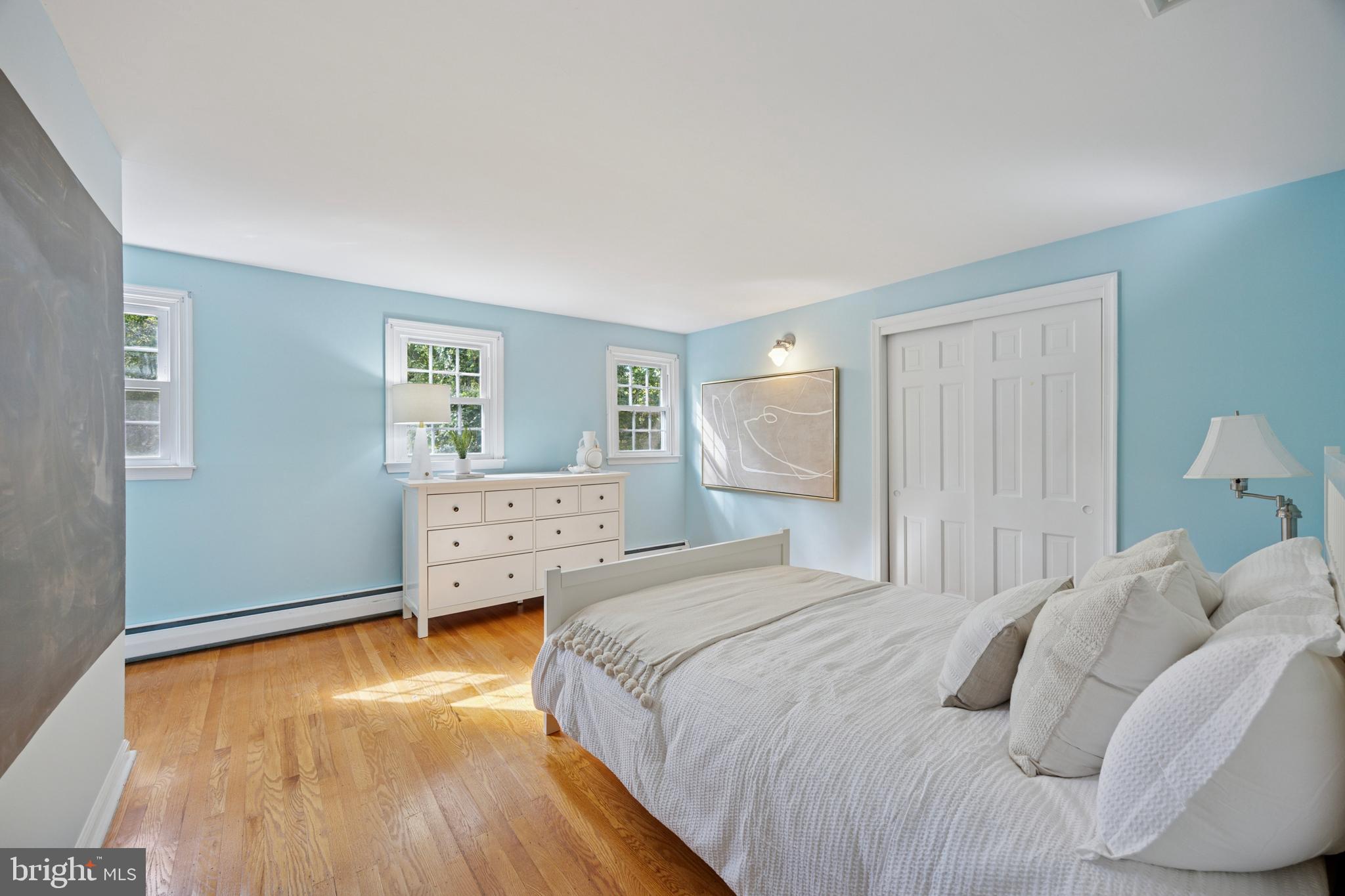 WAYNEWOOD - Residential