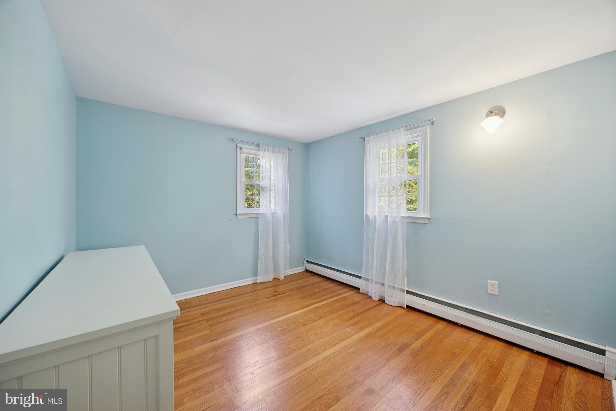 WAYNEWOOD - Residential