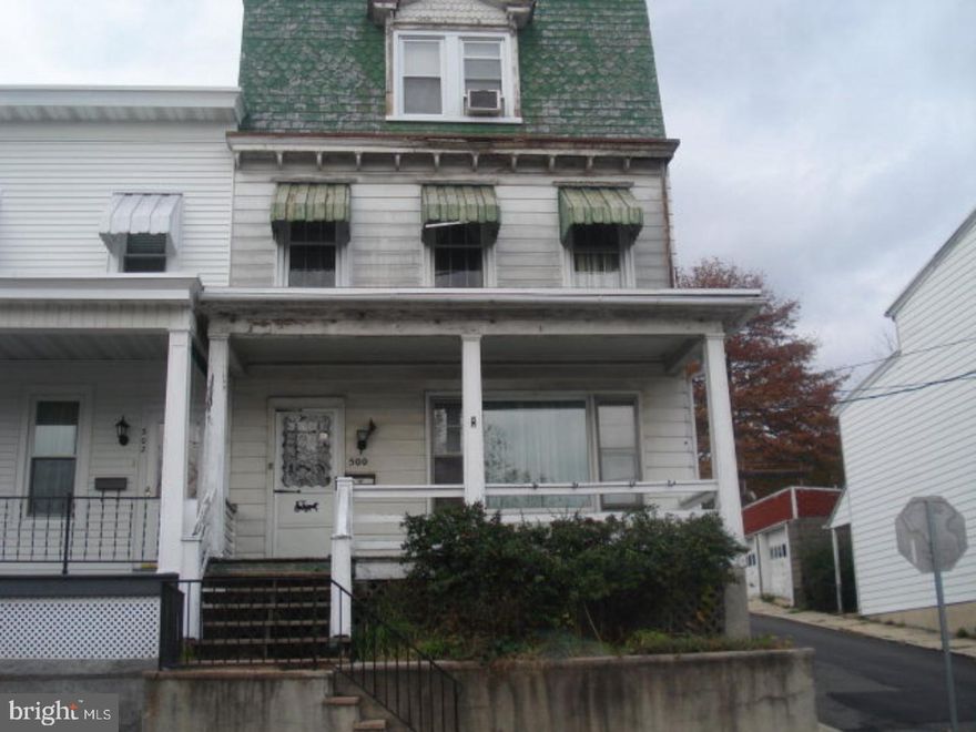 This is a very large home, offers two staircases, tons of storage. It needs TLC, very efficient coal heat, seller said she used only two ton of coal last year, very cheap heat. There seems to be hardwood floors through out under carpet. Sellers wants it sold, bring her an offer. Mailing Address Continued: Pottsville Color: Cream Amp: 200