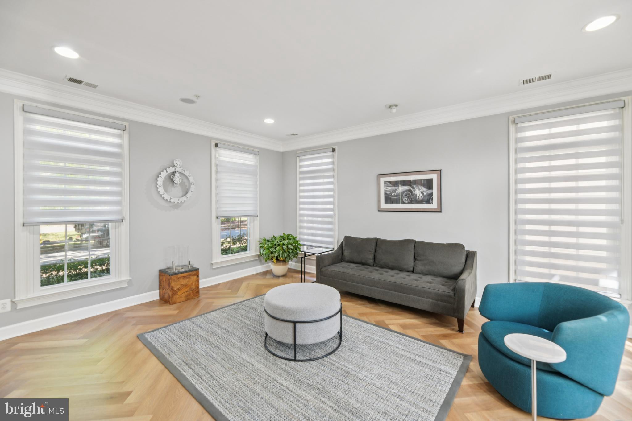 FALLSGROVE - Residential