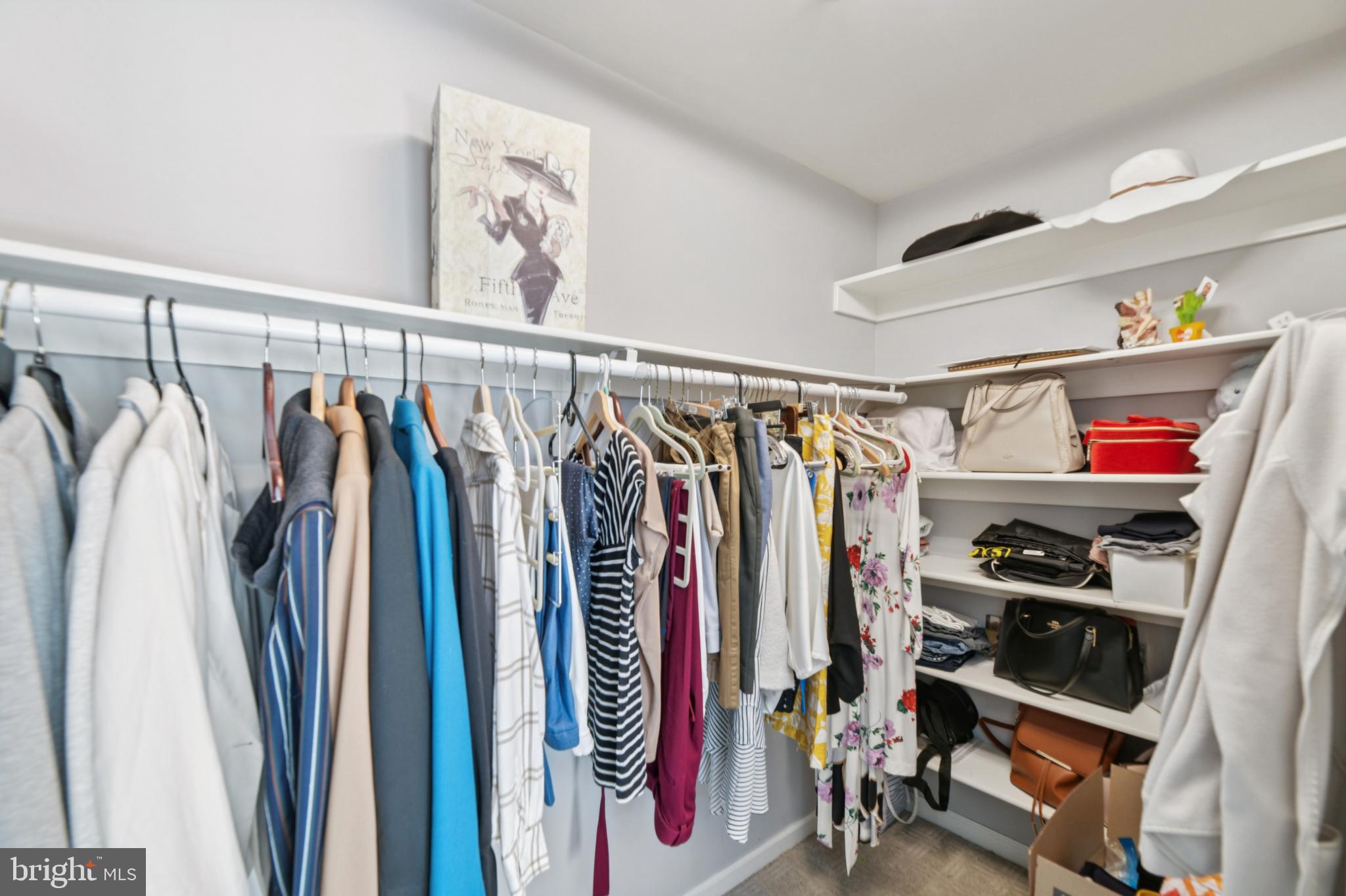 FALLSGROVE - Residential