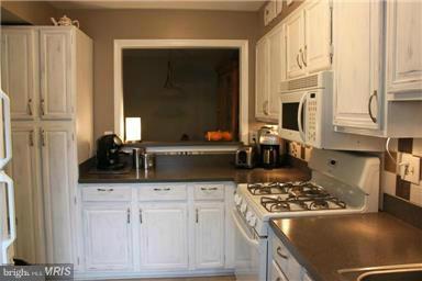 VININGS - Residential Lease