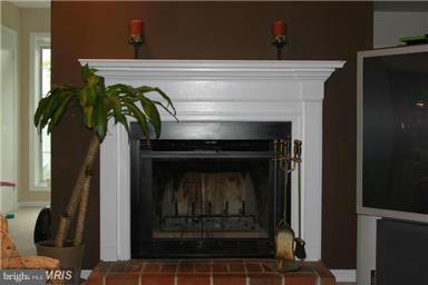 VININGS - Residential Lease