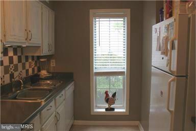 VININGS - Residential Lease