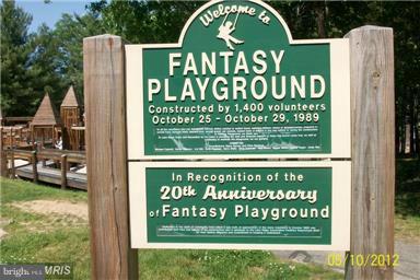 VININGS - Residential Lease