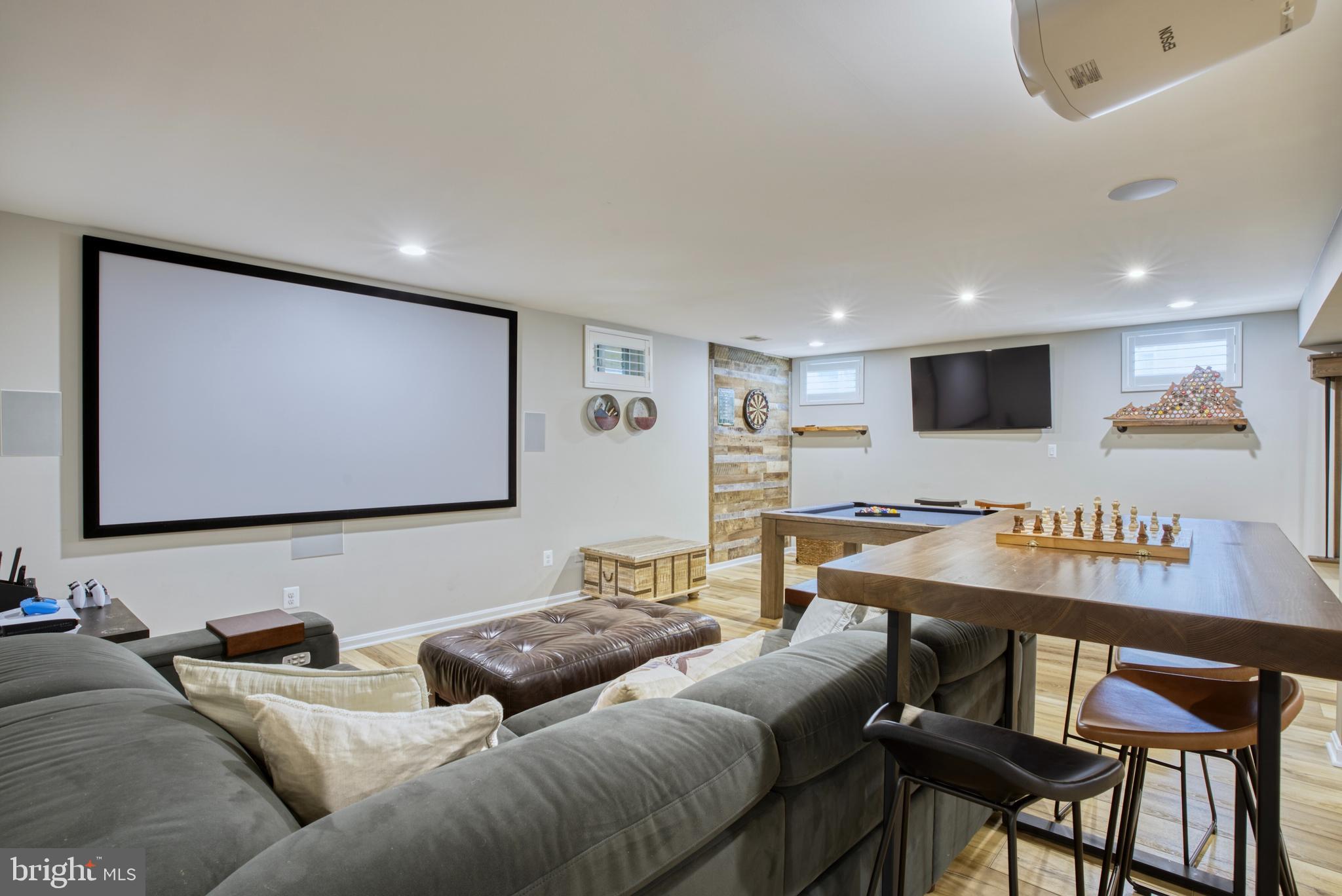 BRAMBLETON - Residential