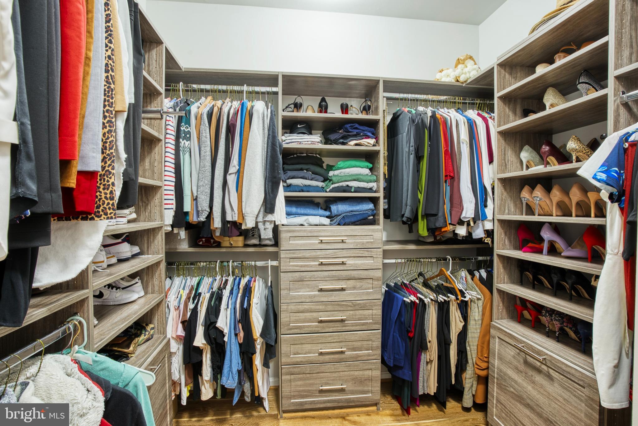 BRAMBLETON - Residential